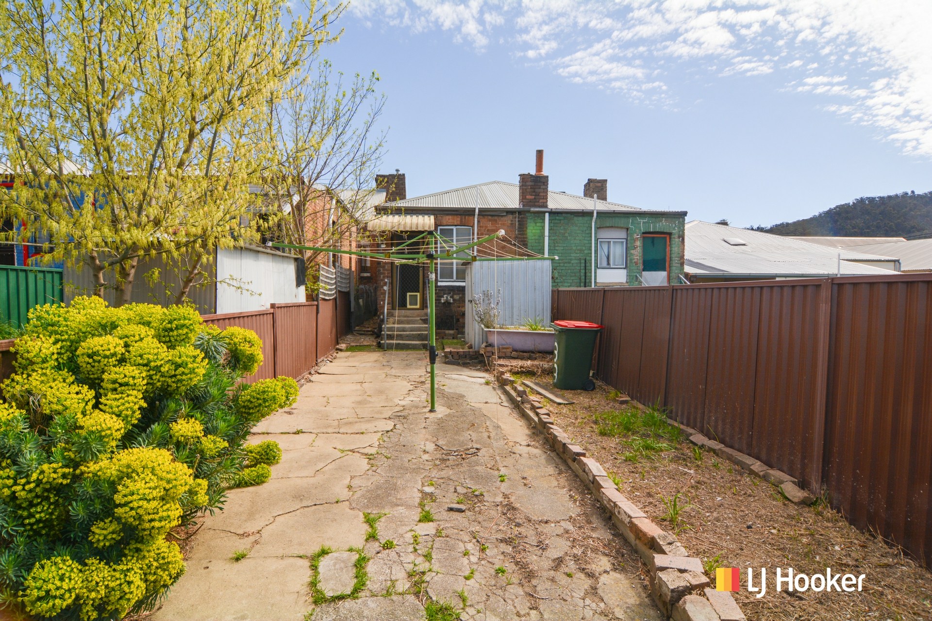 33 Spooner Street — photo 9 of 12