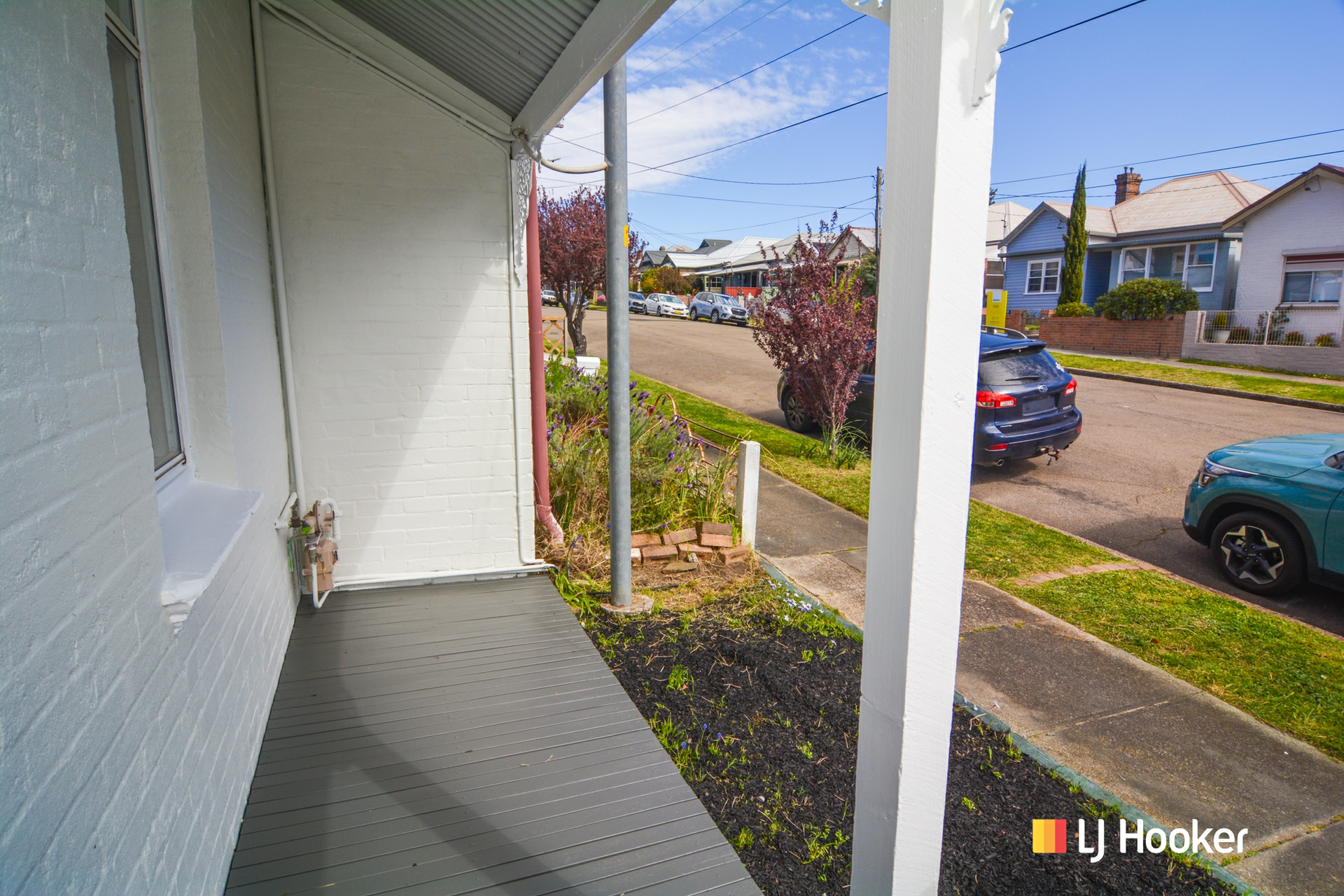 33 Spooner Street — photo 10 of 12