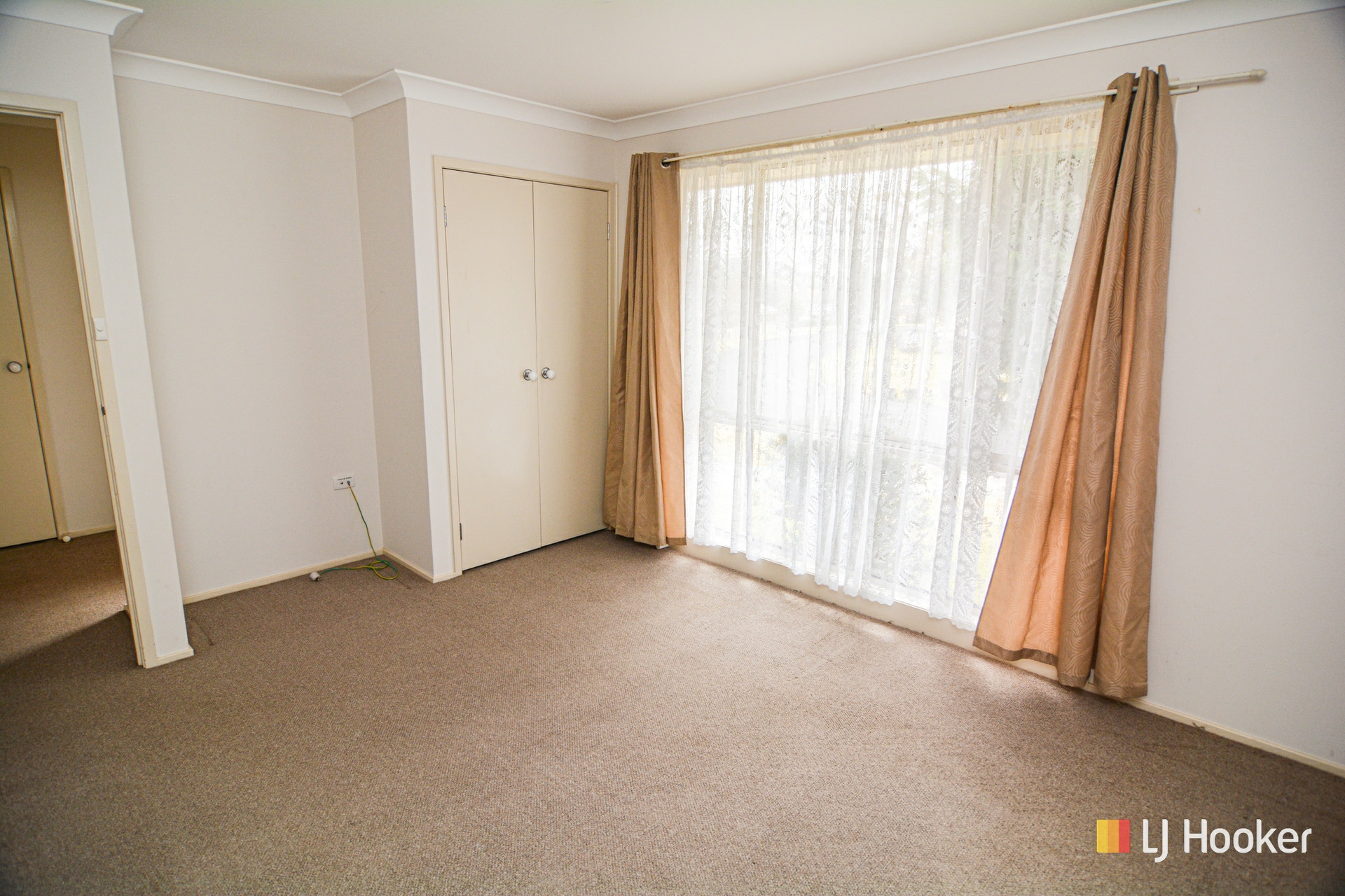 94 Landa Street — photo 8 of 12
