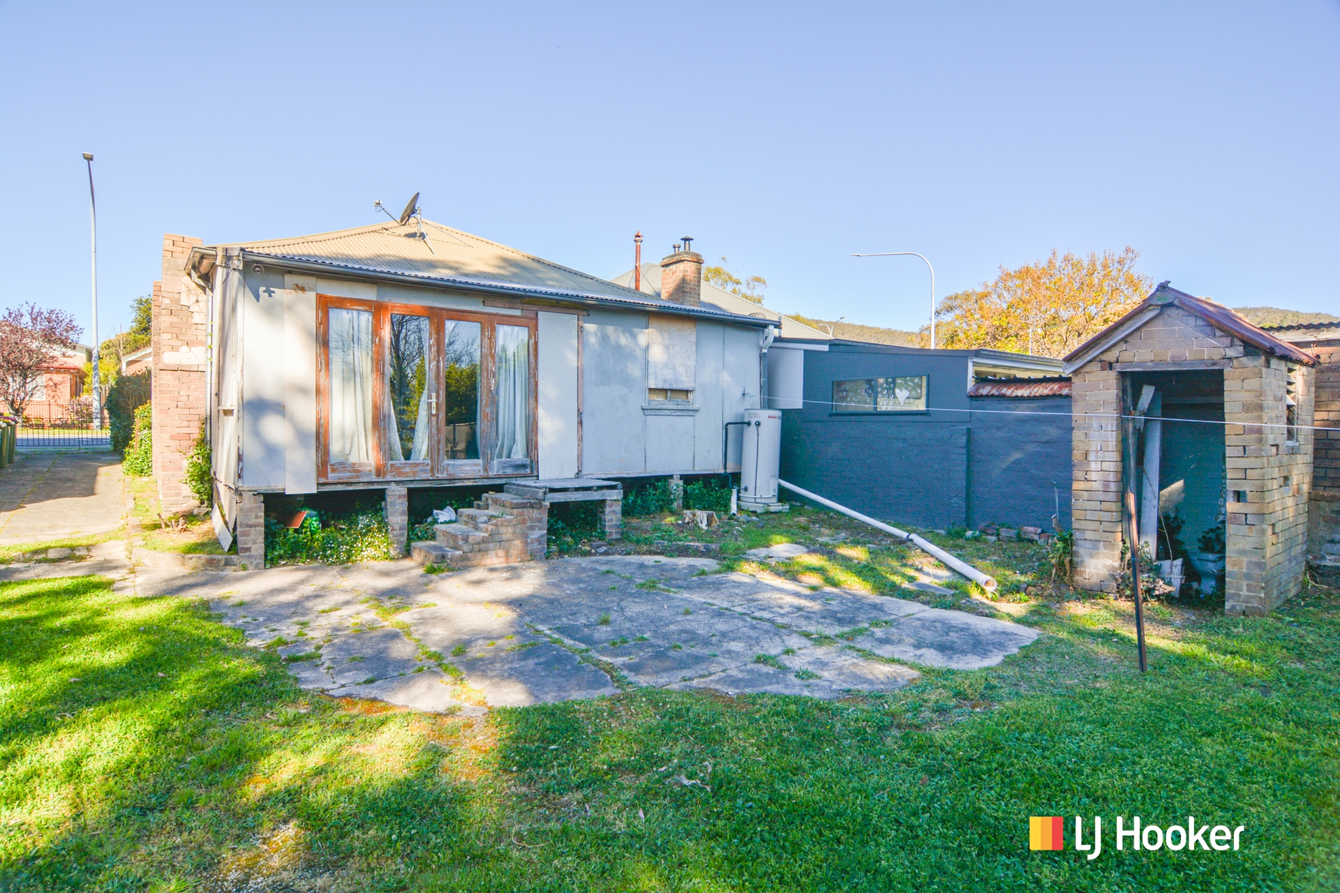 6 Lithgow Street — photo 10 of 14