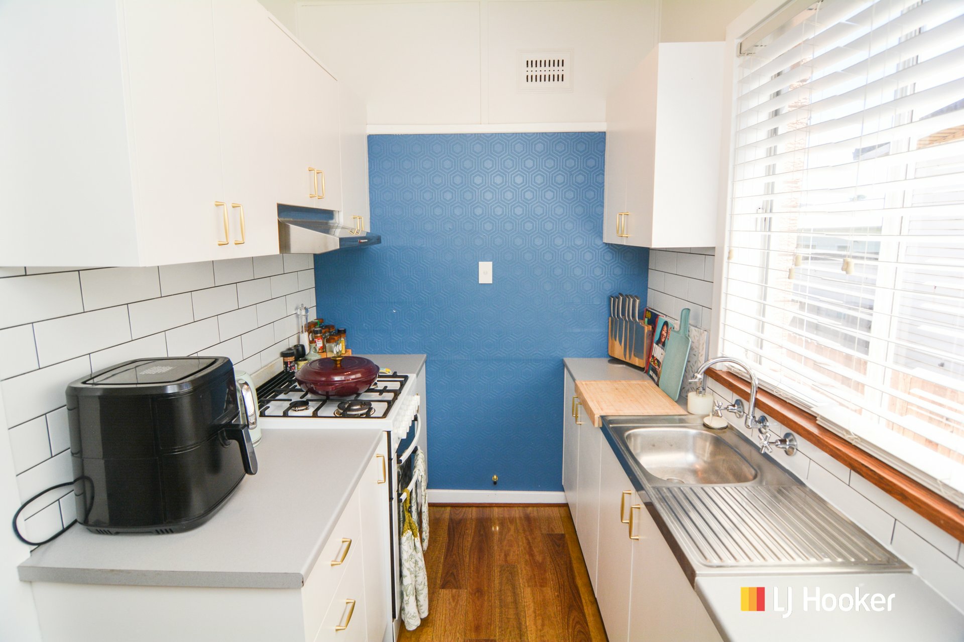 27 Lemnos Street — photo 2 of 21