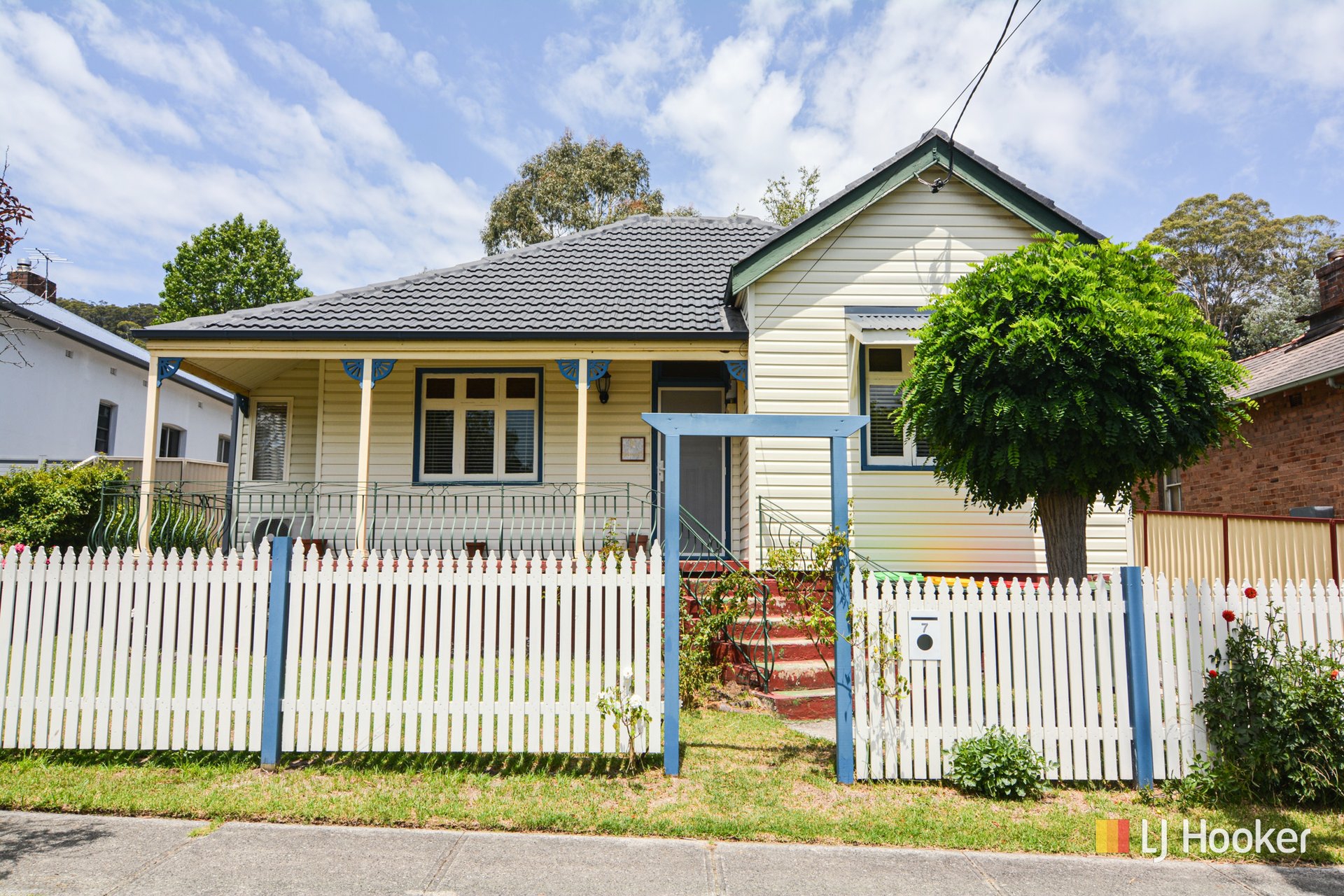 7 Birdwood Street — photo from LJ Hooker Lithgow