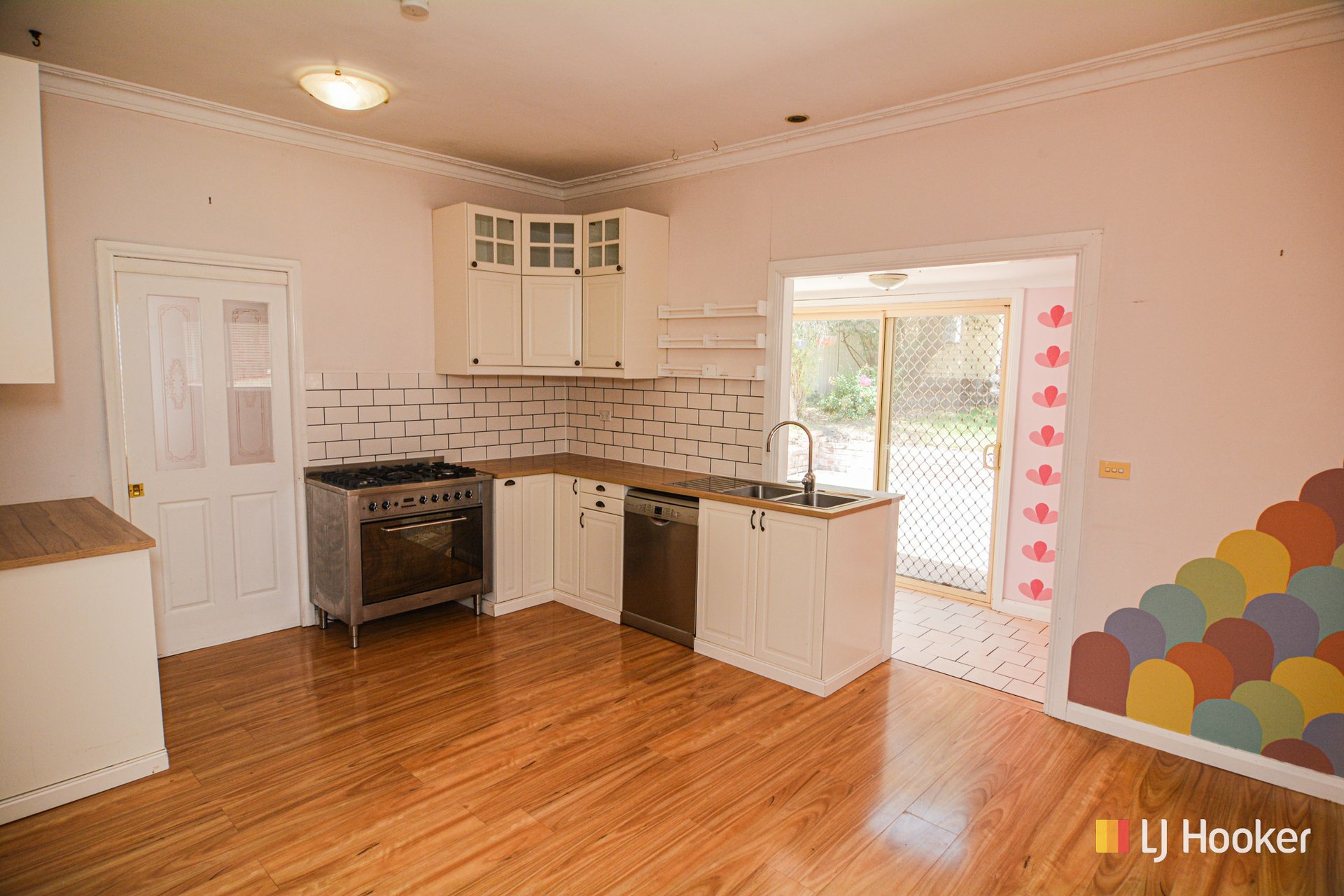 7 Birdwood Street — photo 2 of 15