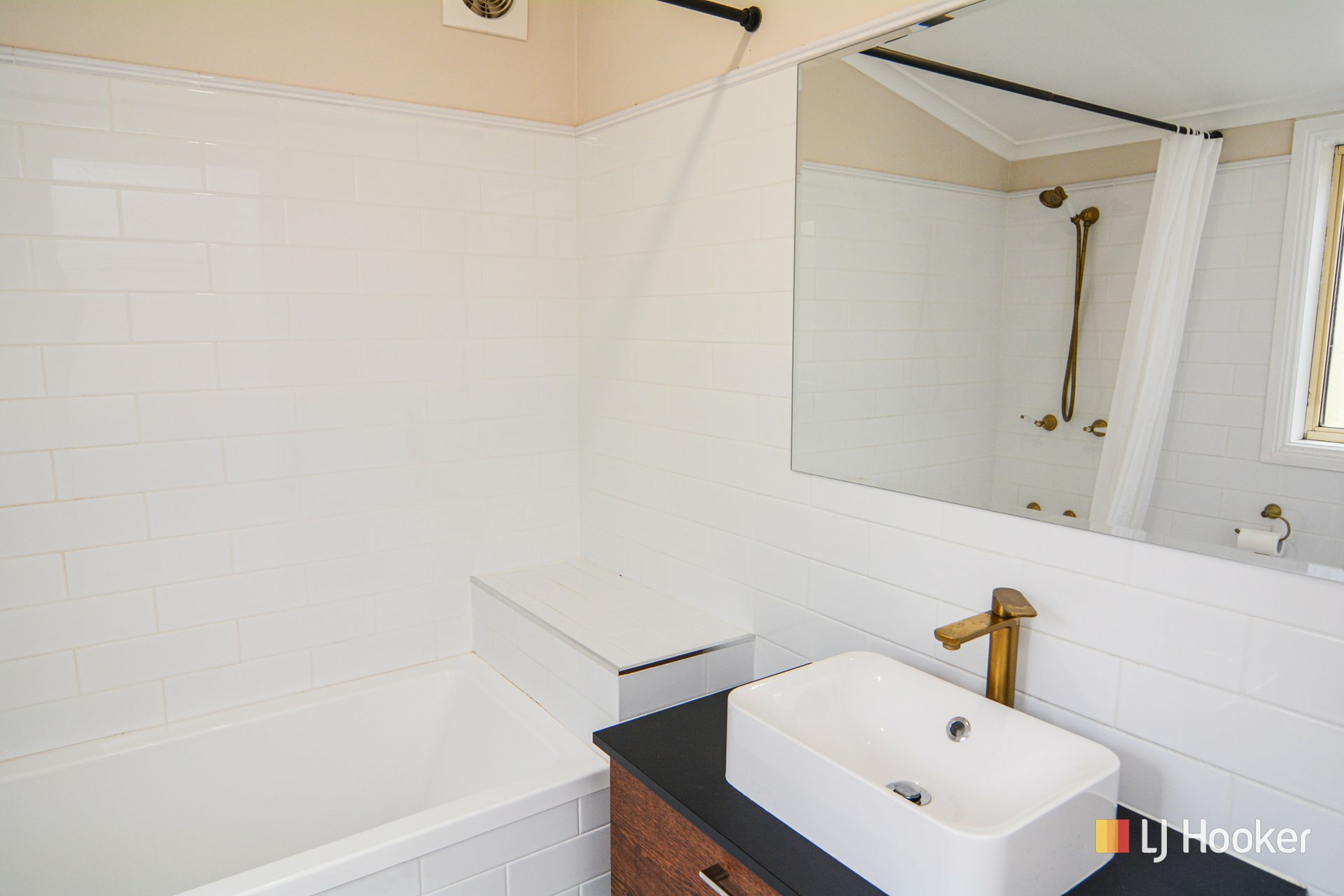 7 Birdwood Street — photo 3 of 15