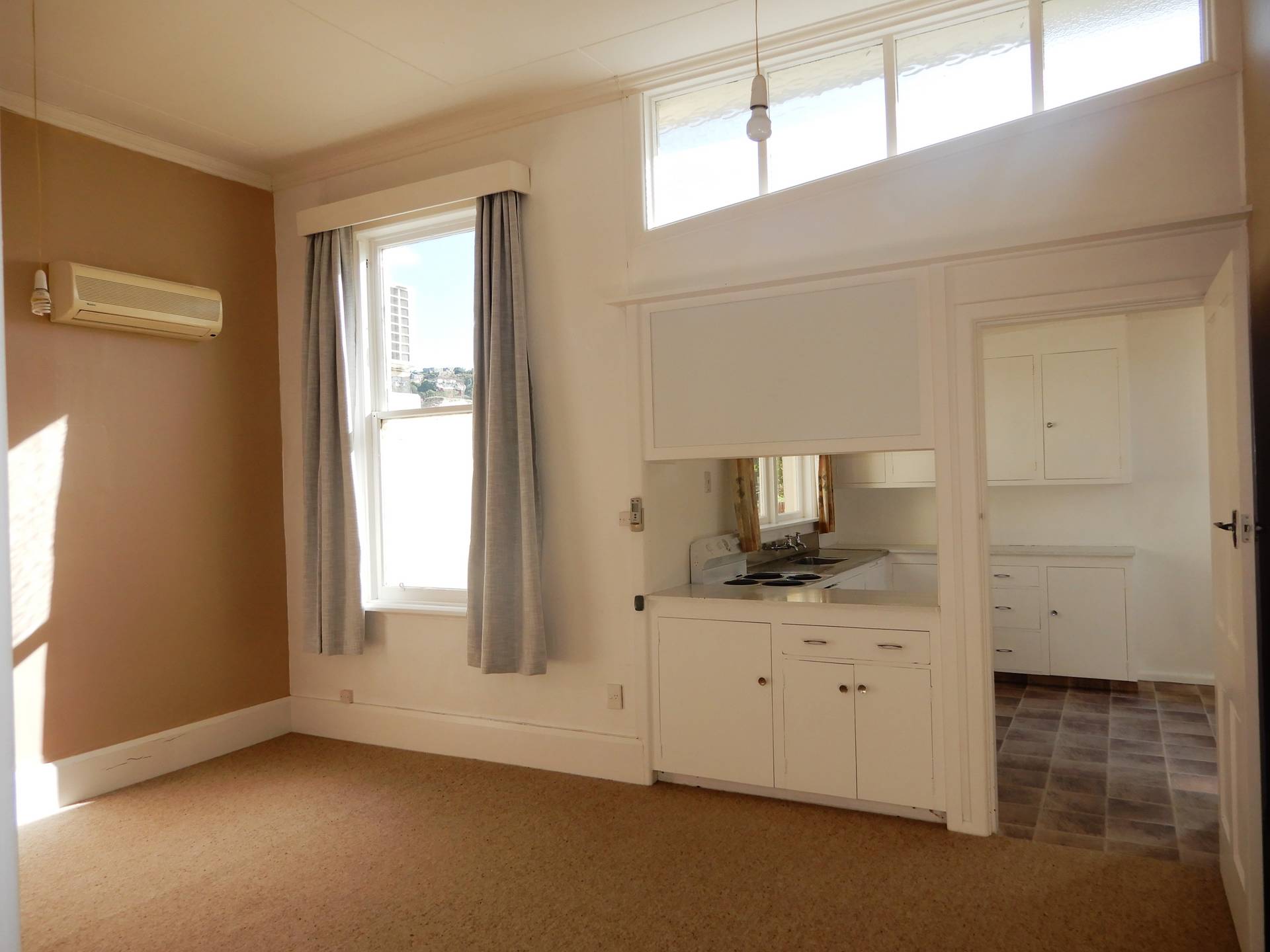 6 Dee Street, OAMARU