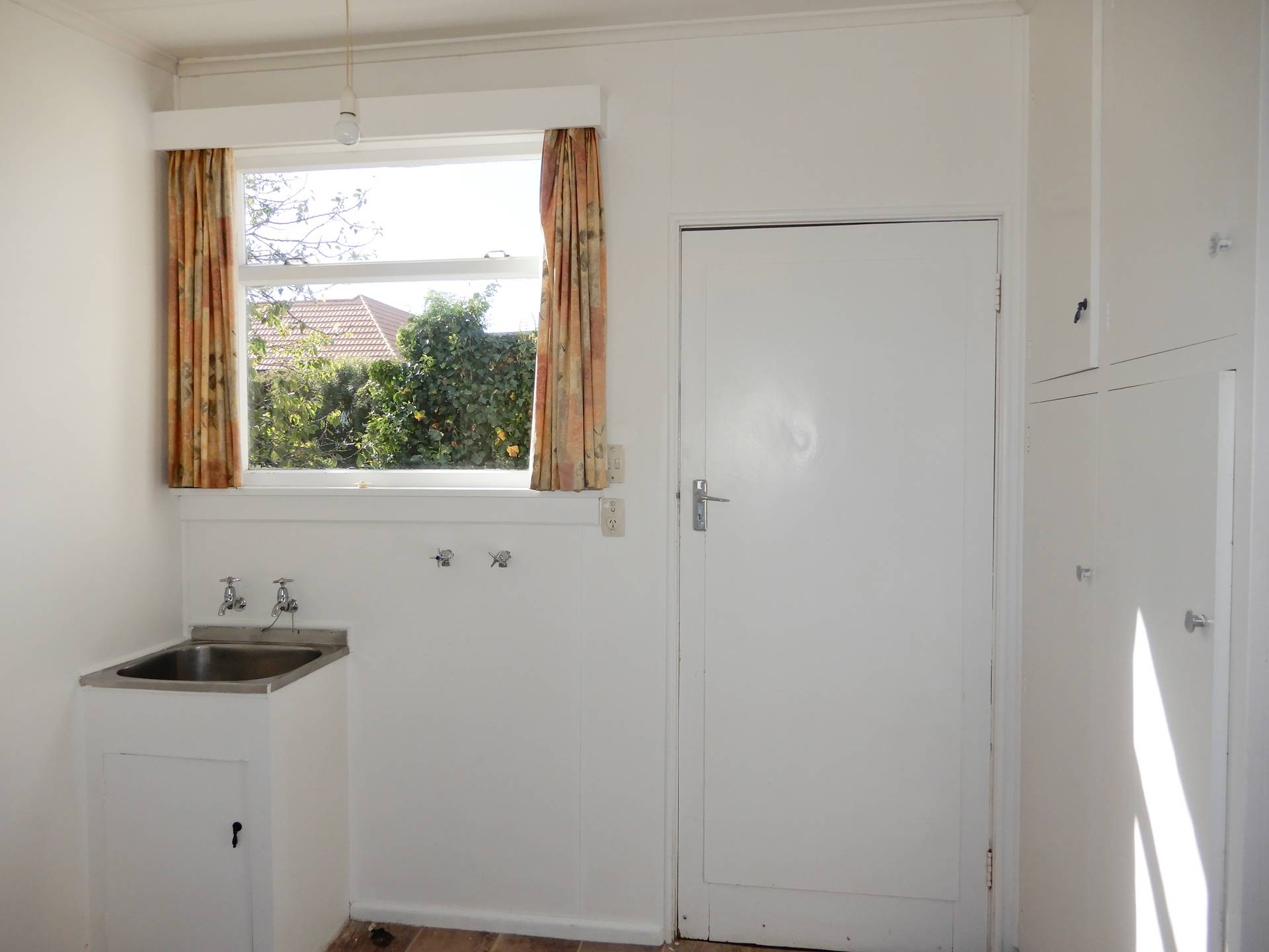 6 Dee Street, OAMARU
