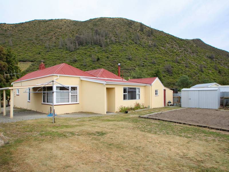 28 Bowen Street Kurow Property Details LJ Hooker