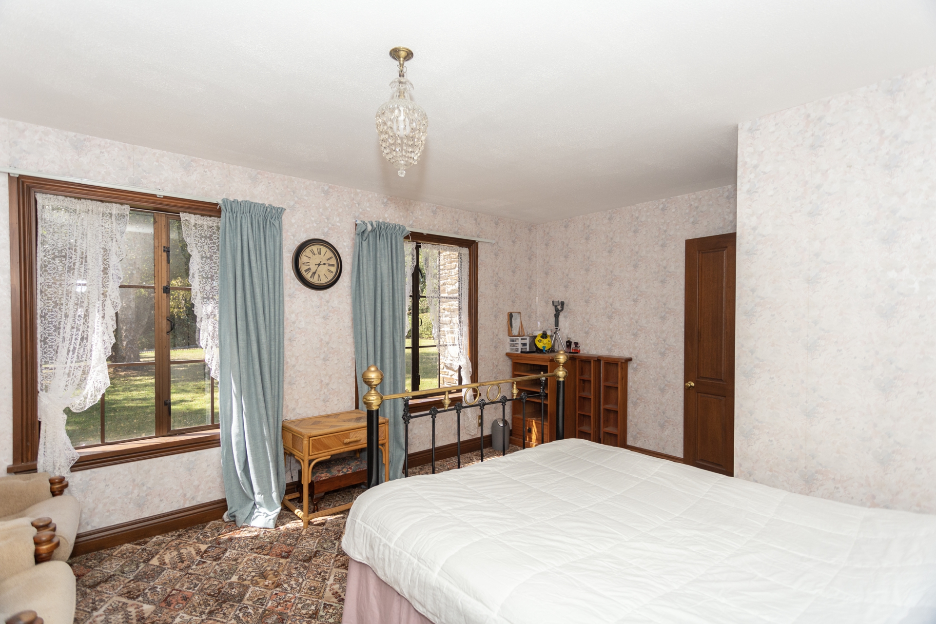 153 Homestead Road, WESTON