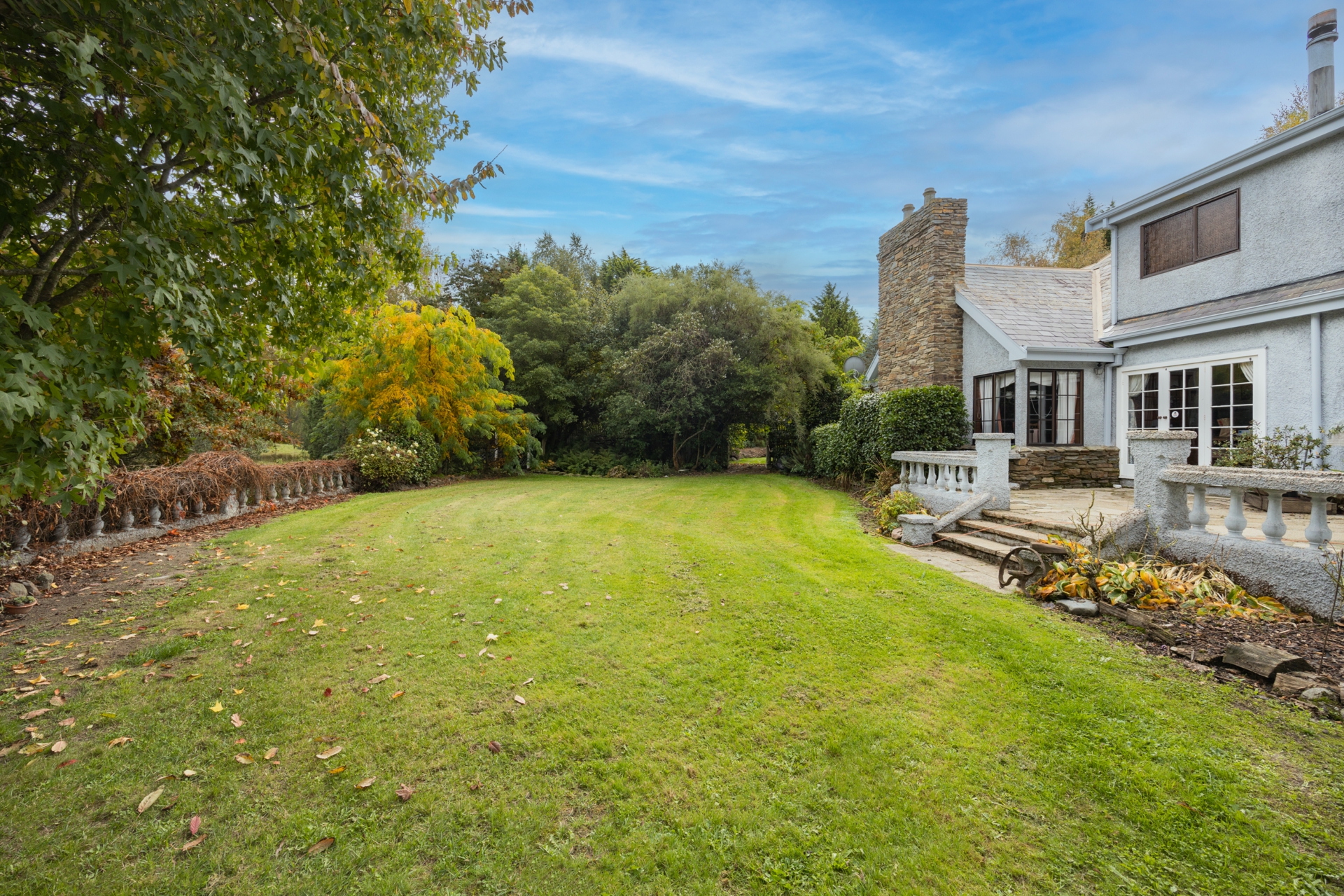 153 Homestead Road, WESTON