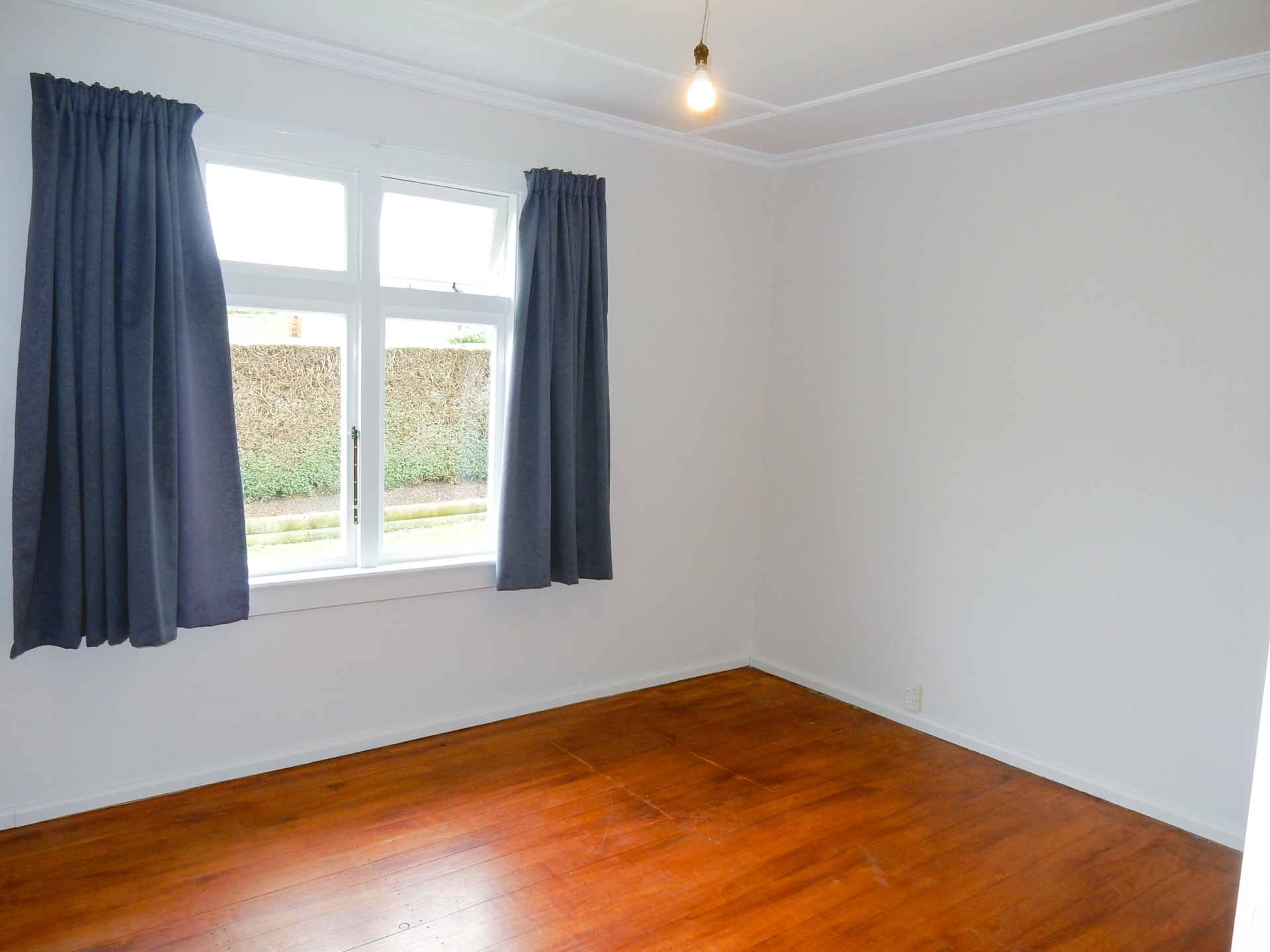2 Percy Street, WESTON