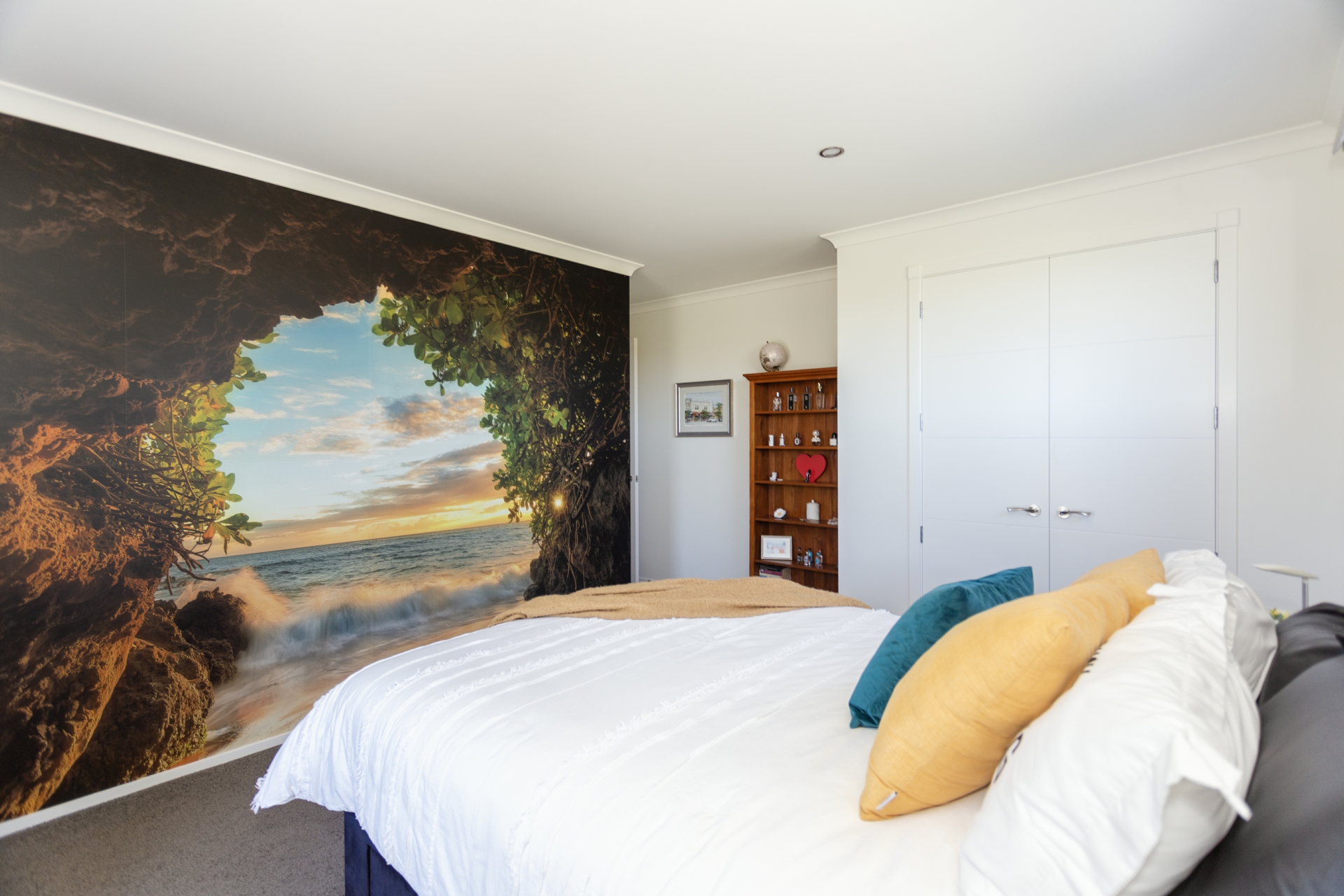 33D Charles Street, WESTON