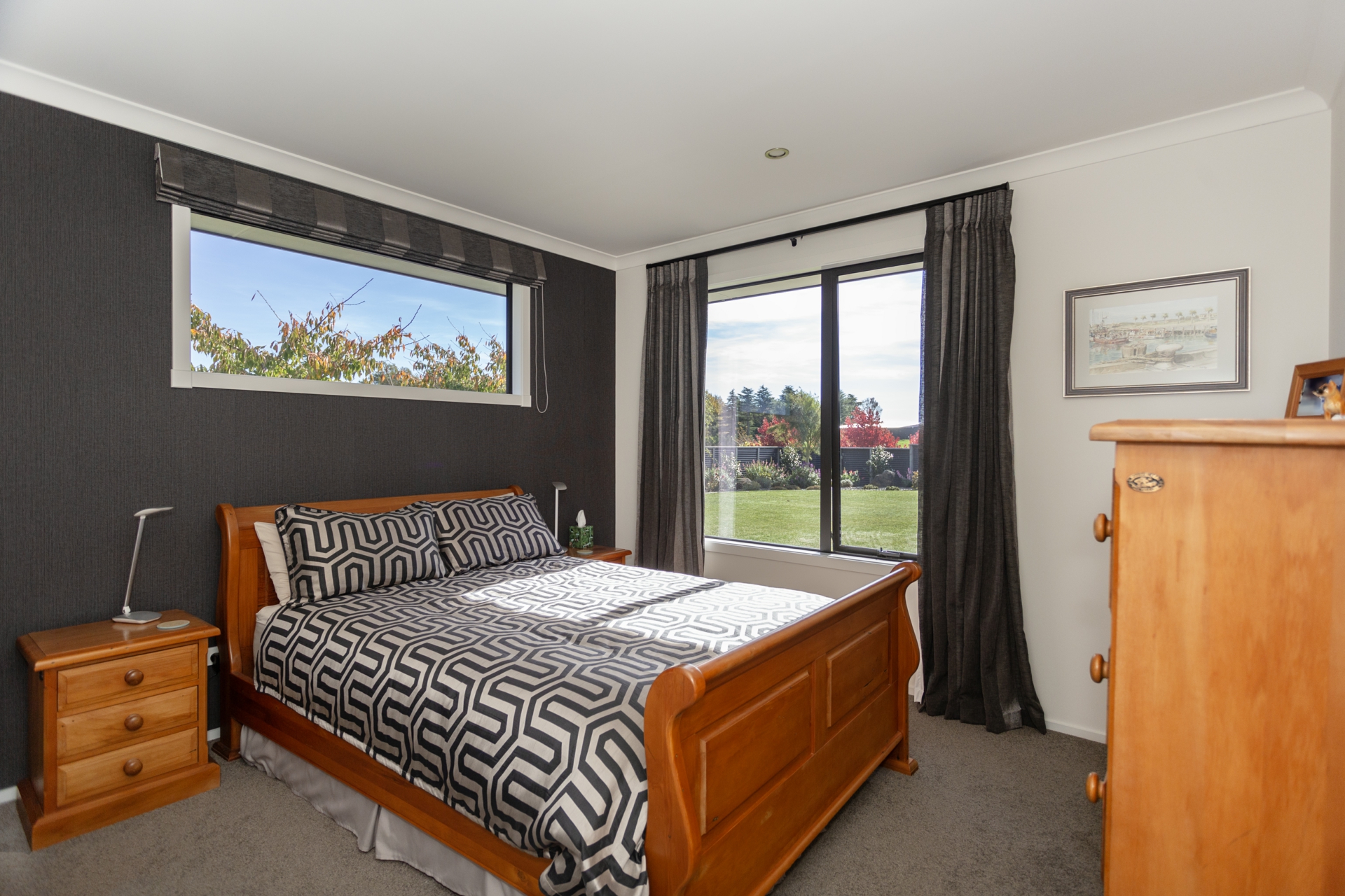 33D Charles Street, WESTON