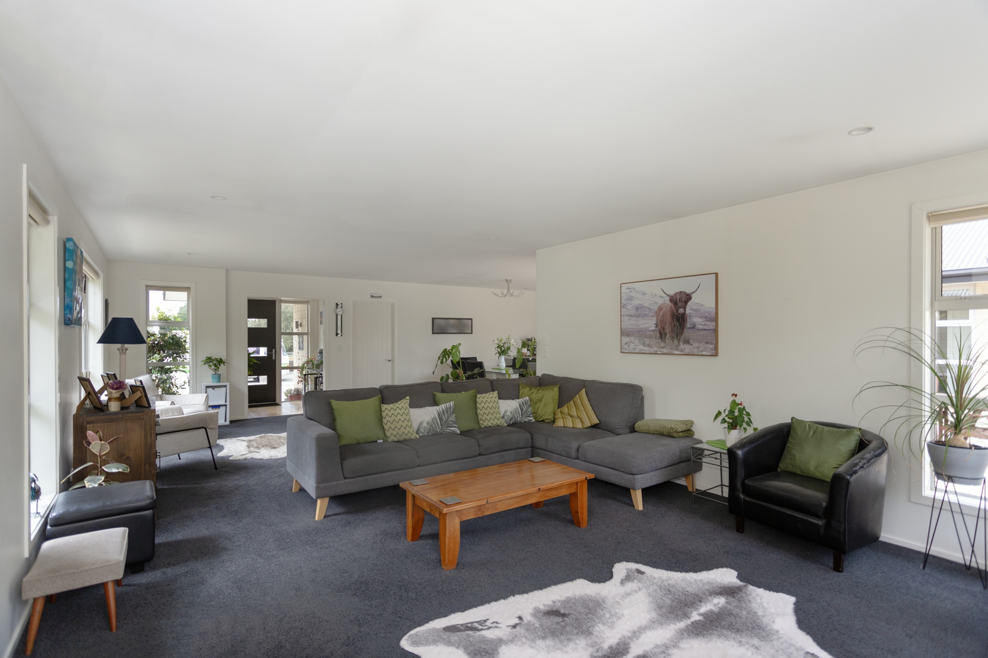6A Essex Street, WESTON