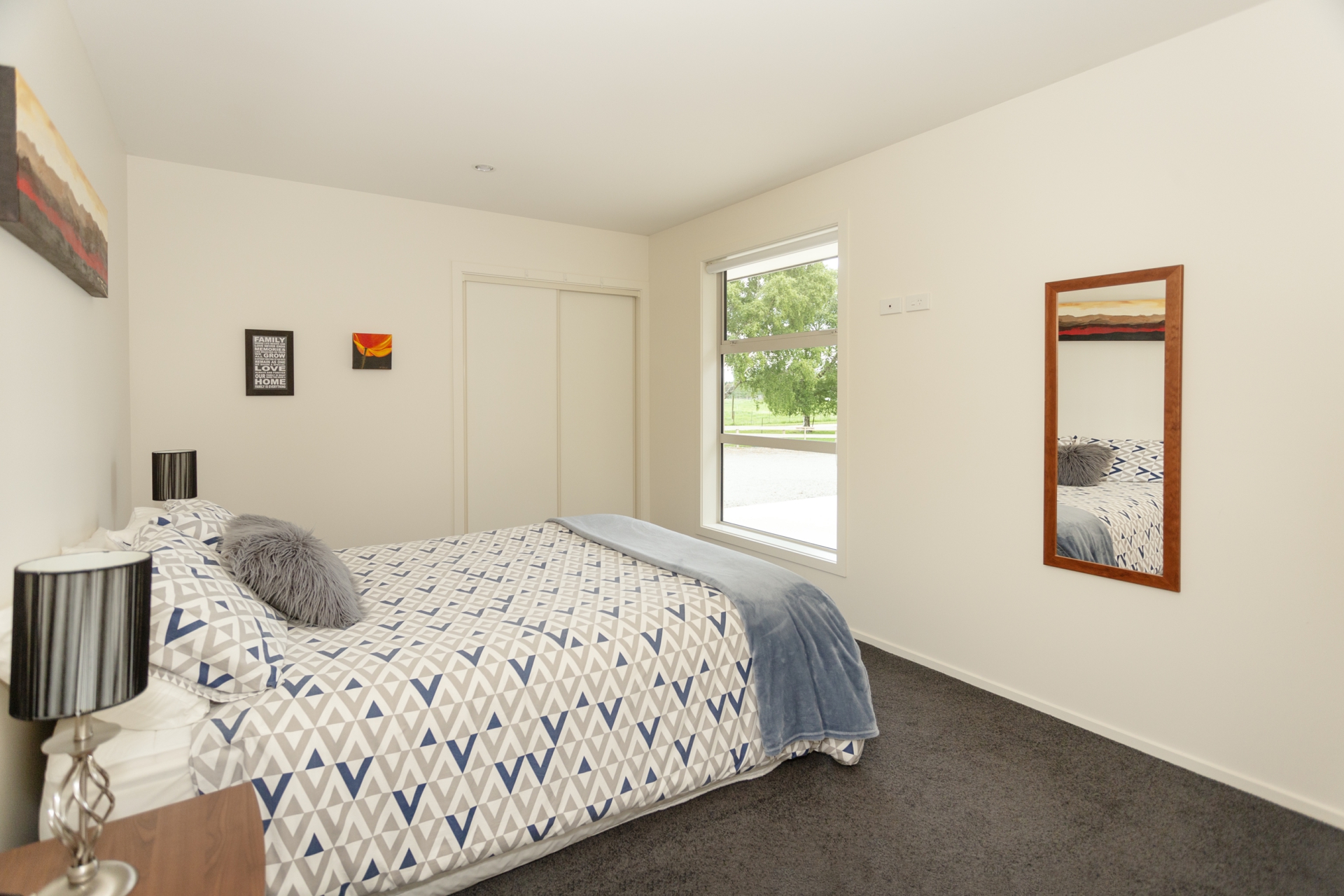6A Essex Street, WESTON
