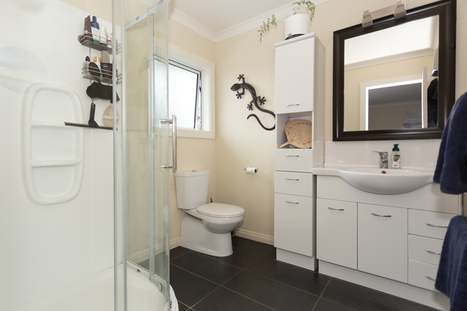 326 Homestead Road, WESTON
