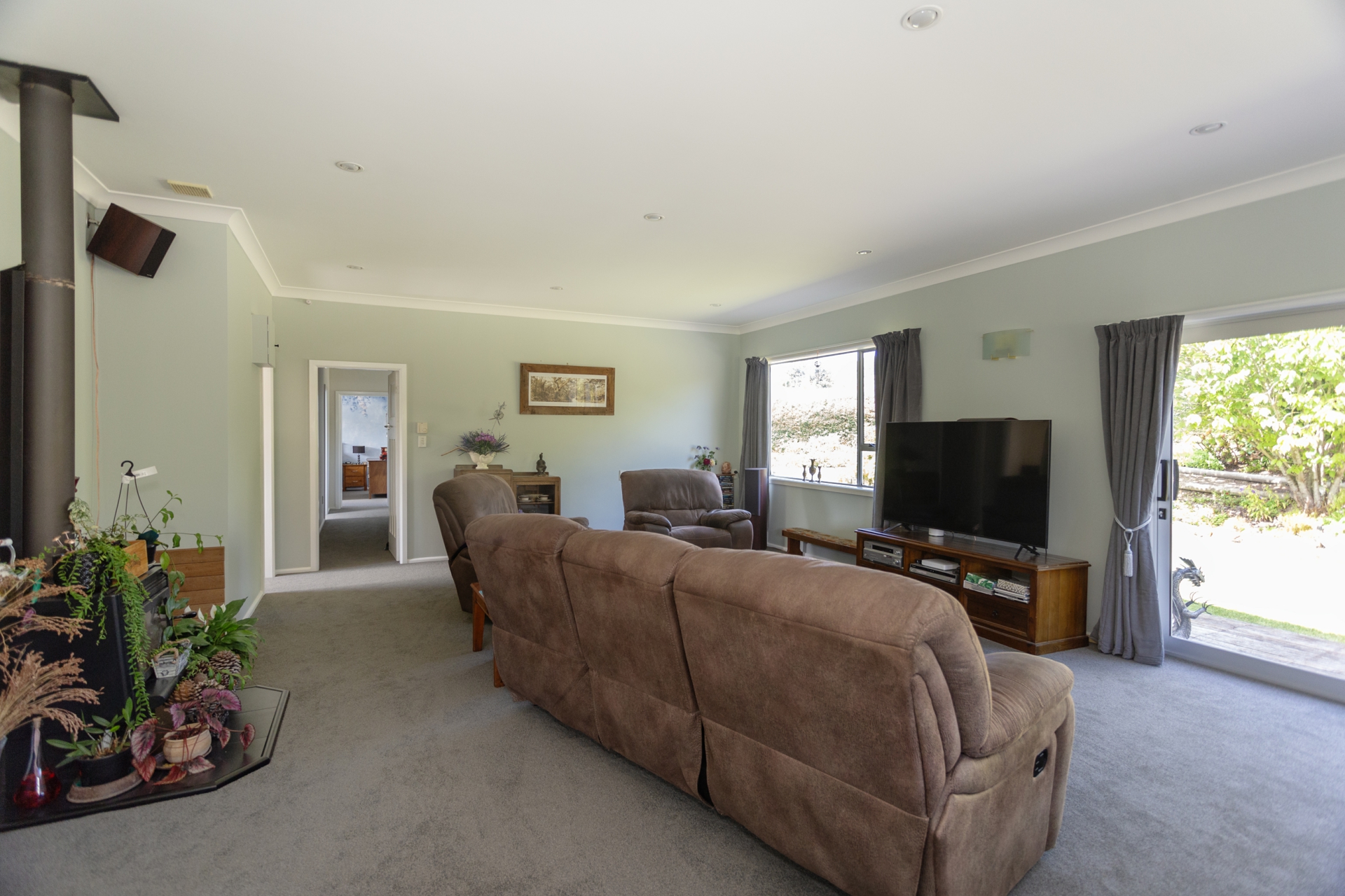 234 Whiterocks Road, WESTON