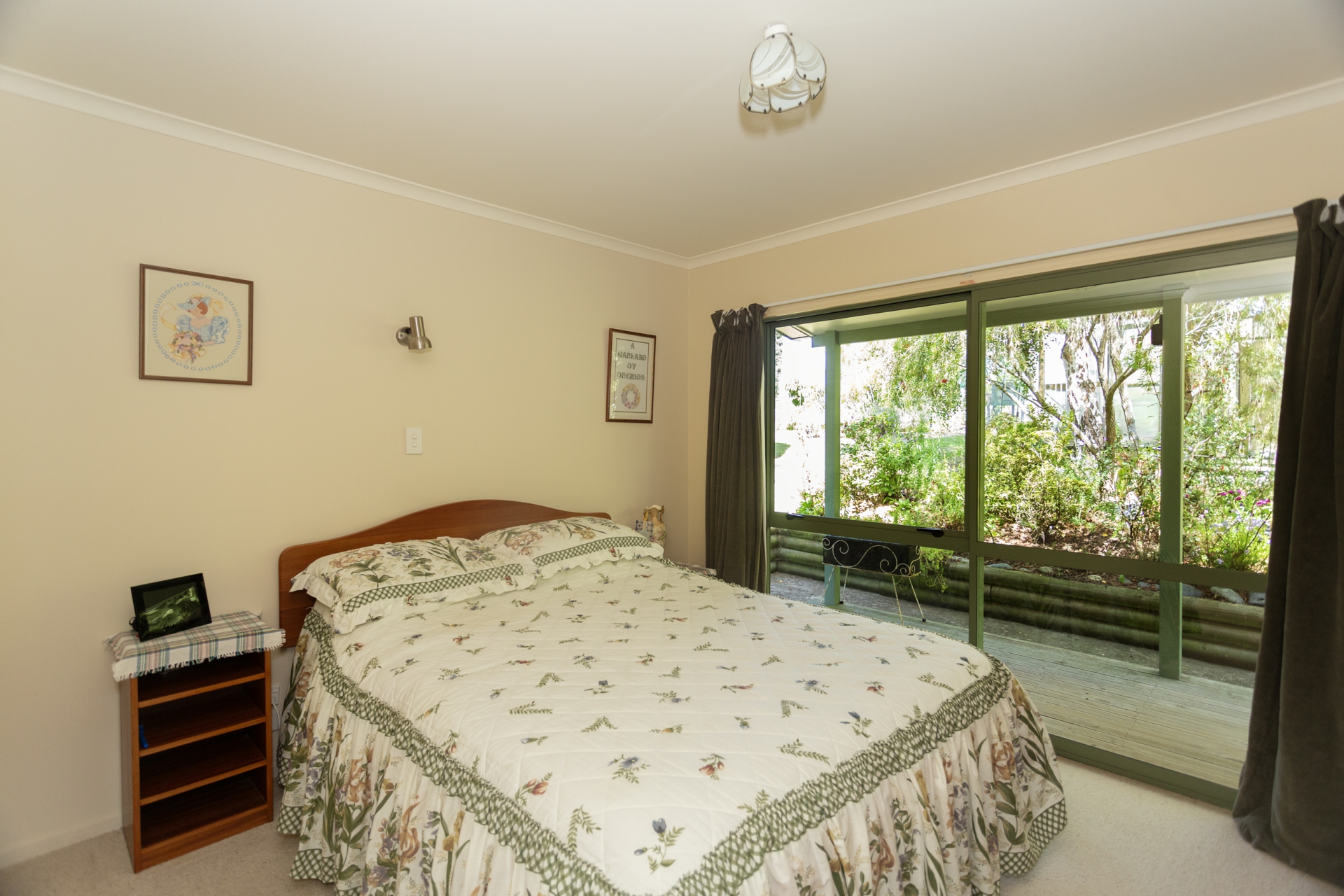 234 Whiterocks Road, WESTON