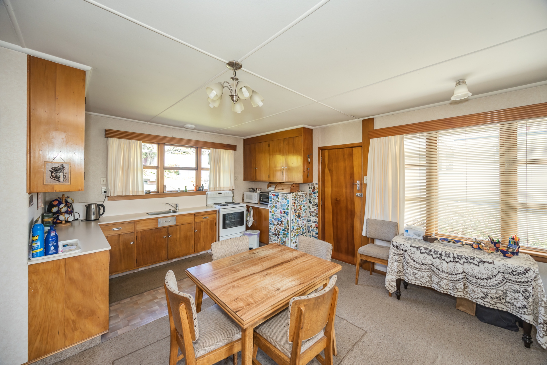 6 Cambridge Place, HOLMES HILL