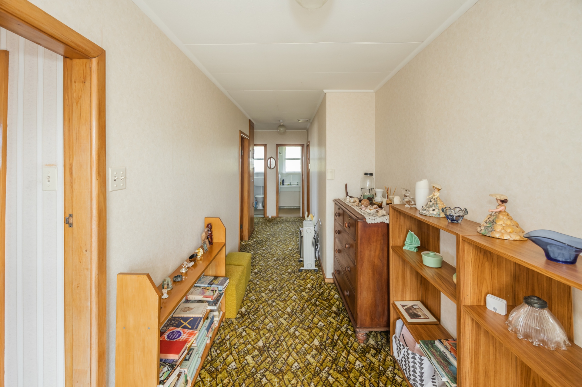 6 Cambridge Place, HOLMES HILL