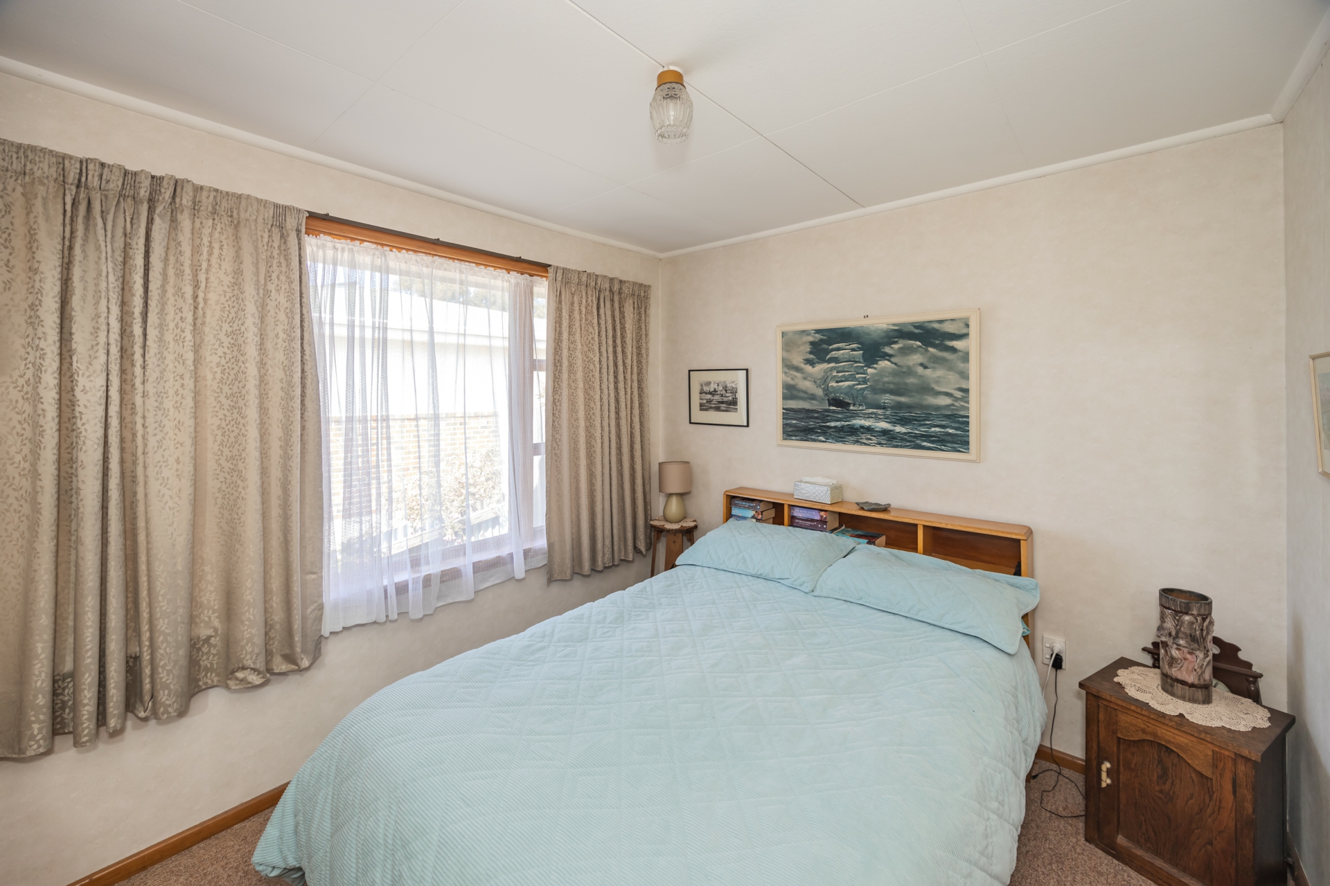 6 Cambridge Place, HOLMES HILL