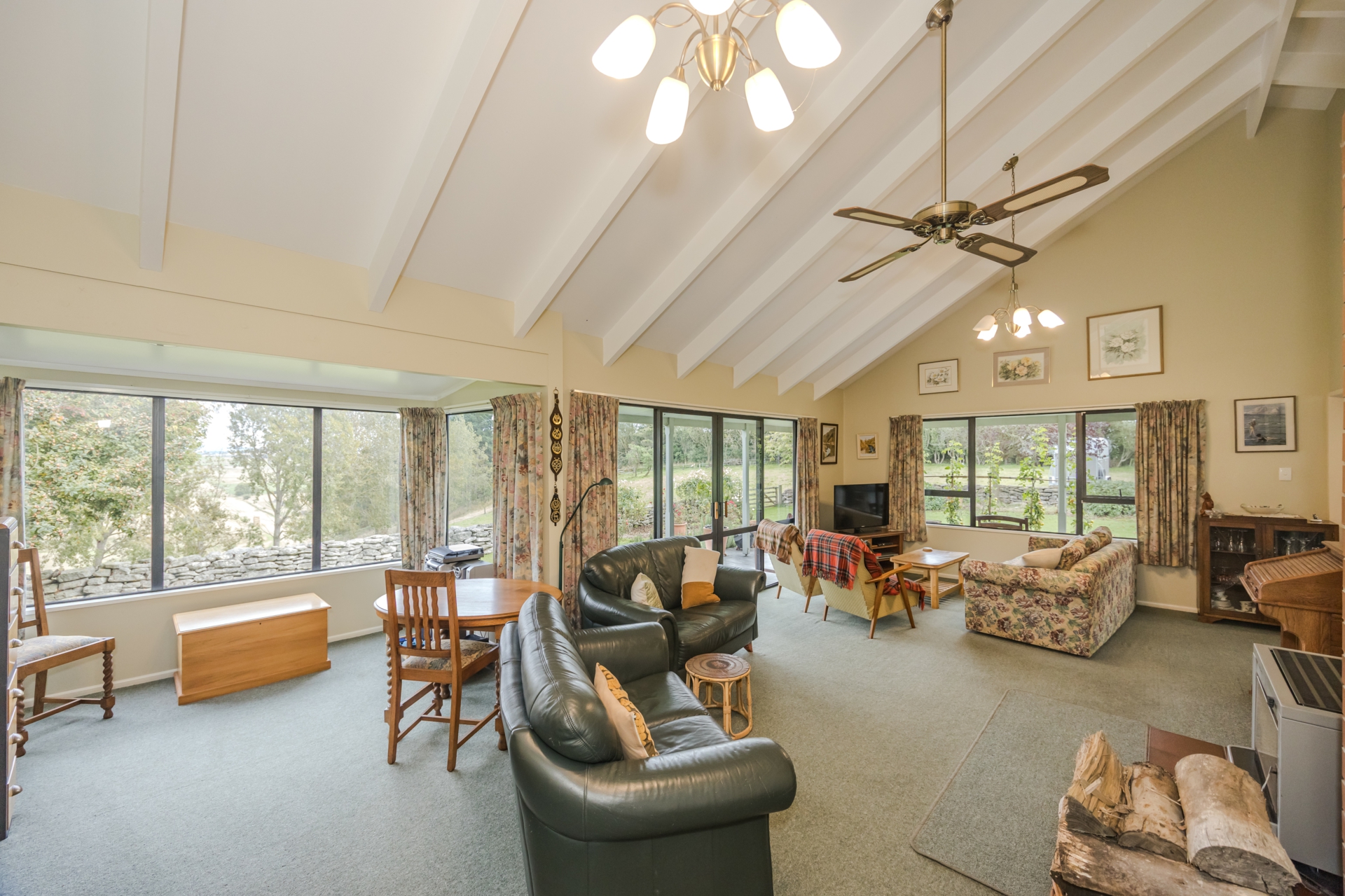 376 Awamoa Road, AWAMOA