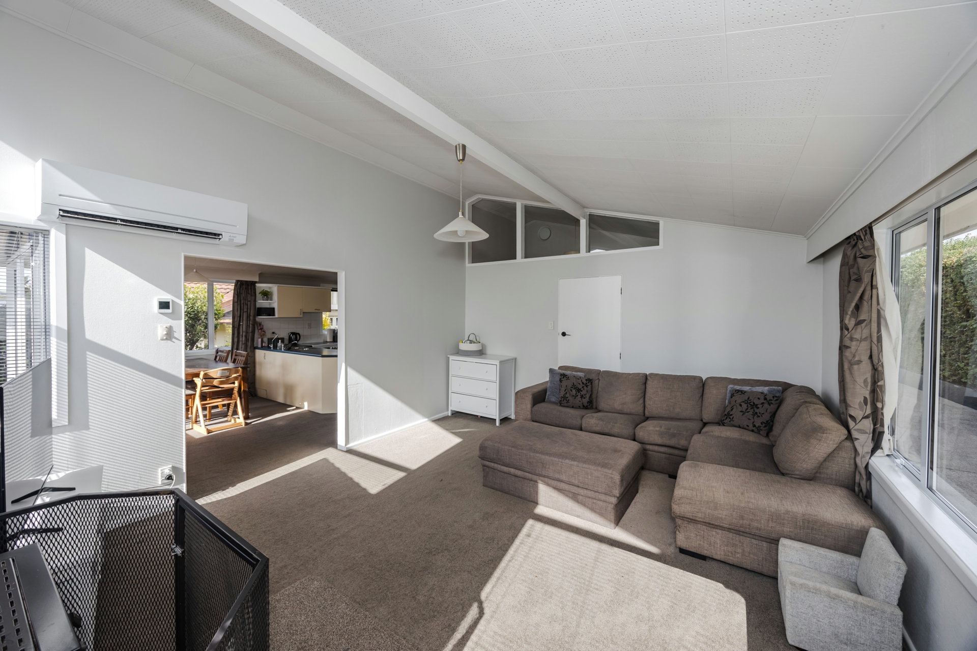128 Perth Street, HOLMES HILL