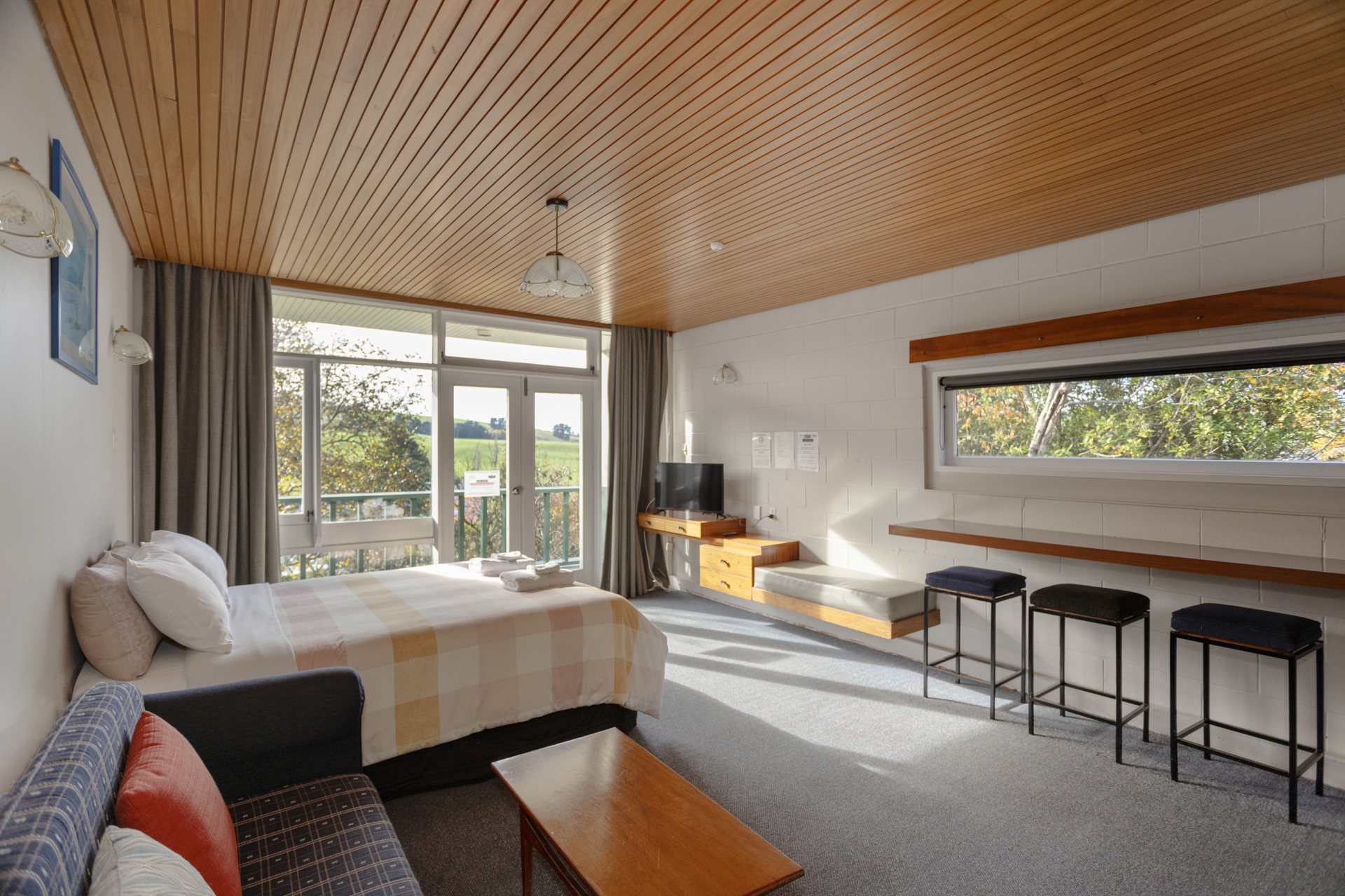 198 Main Road, WAIKOUAITI
