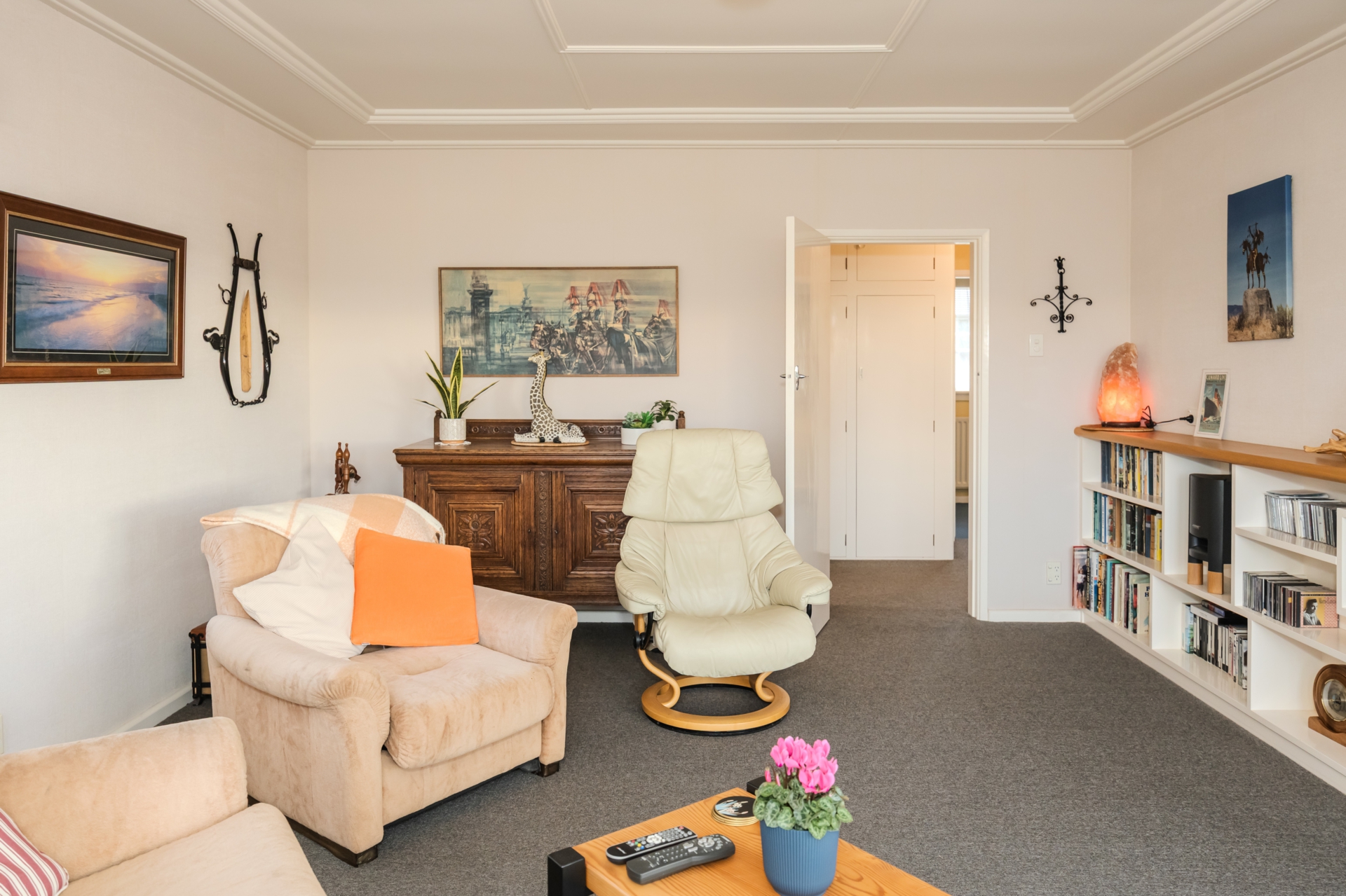 10 Solway Street, HOLMES HILL