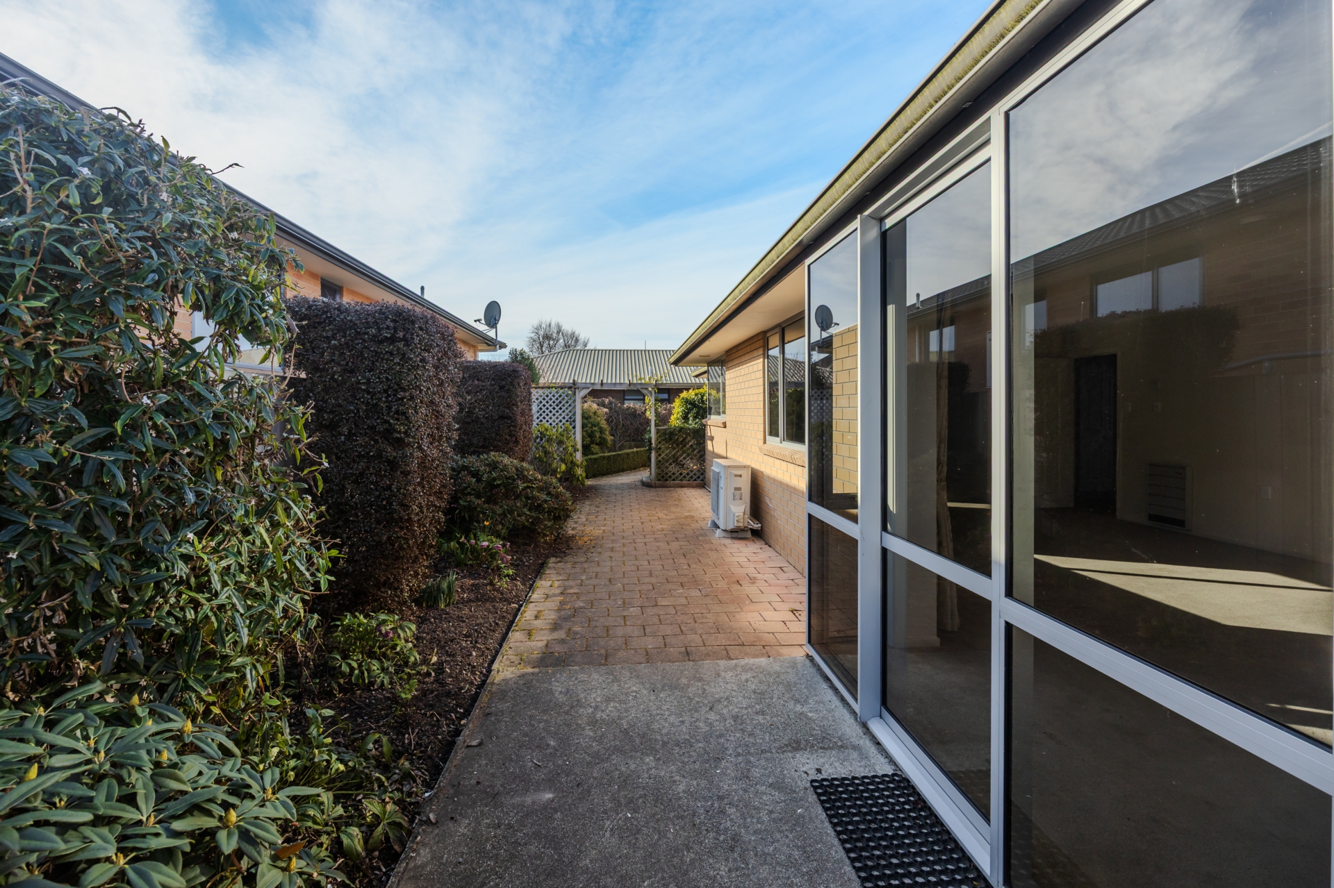 8/92 Perth Street, SOUTH HILL