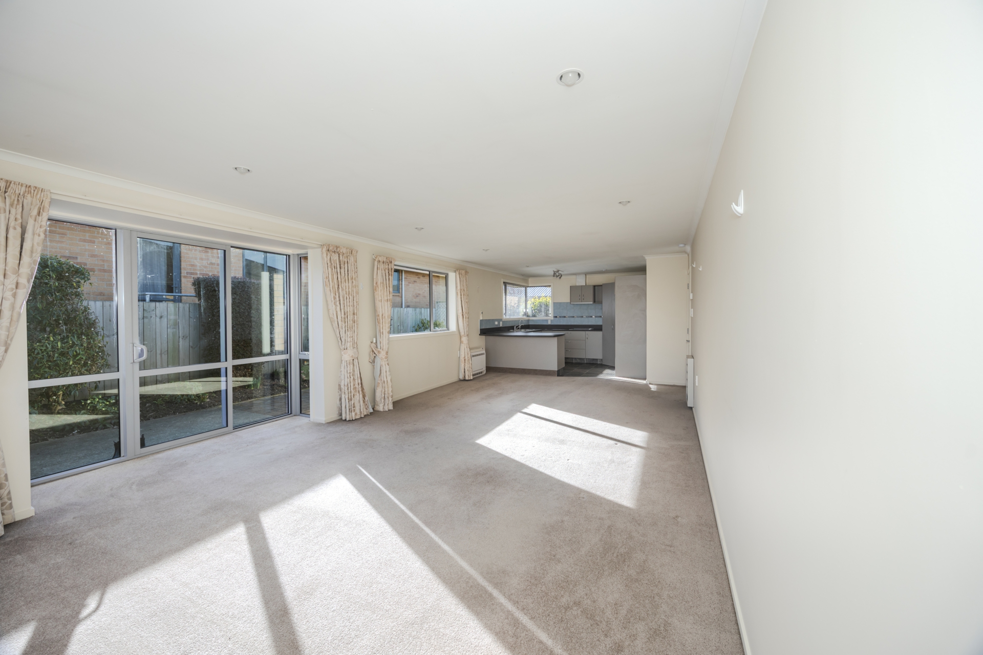 8/92 Perth Street, SOUTH HILL