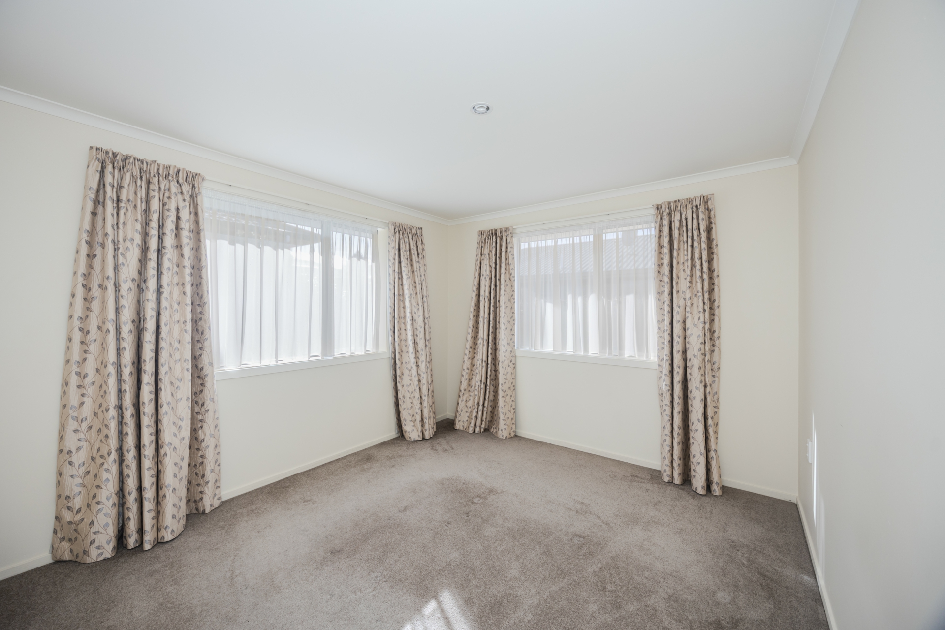 8/92 Perth Street, SOUTH HILL