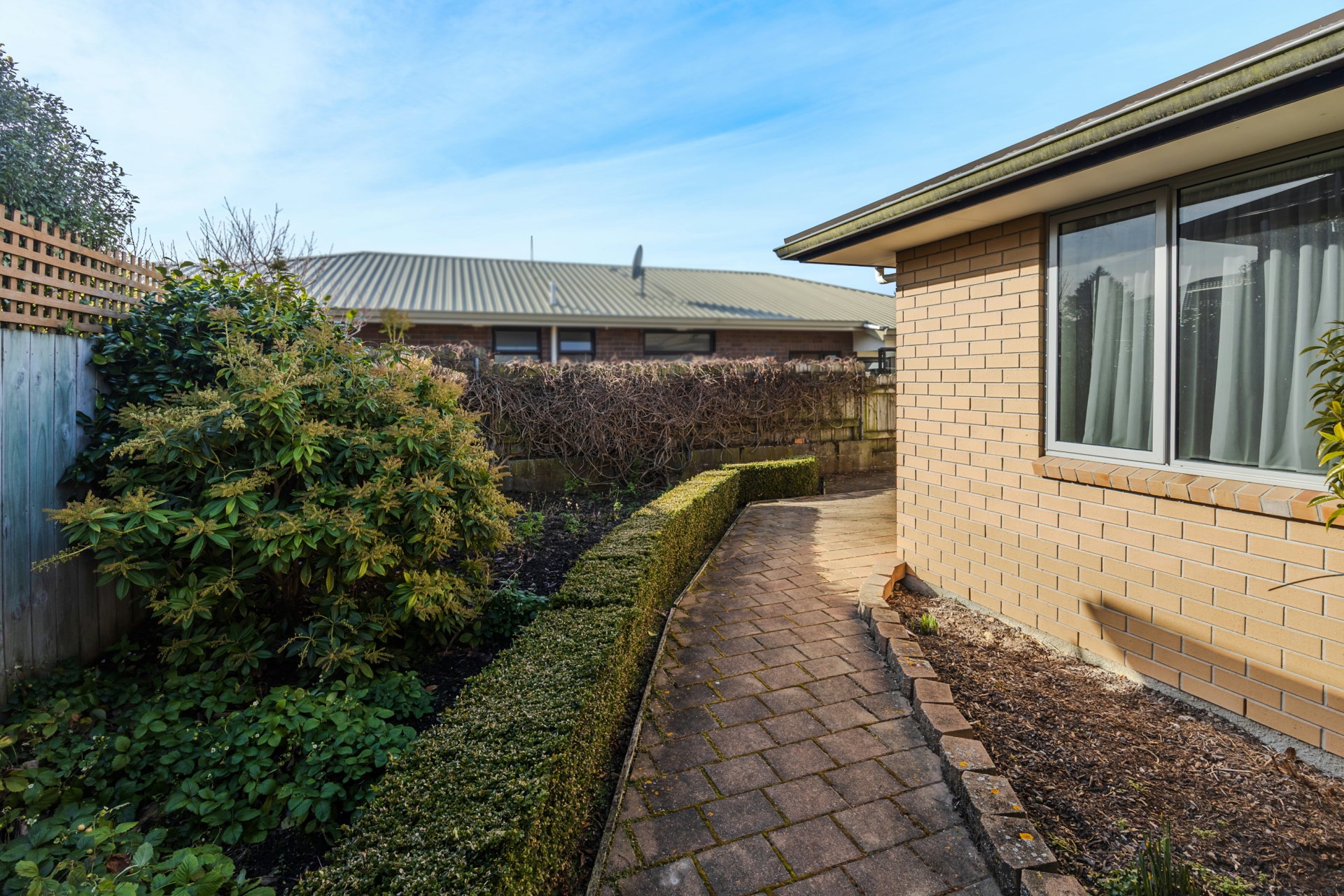 8/92 Perth Street, SOUTH HILL