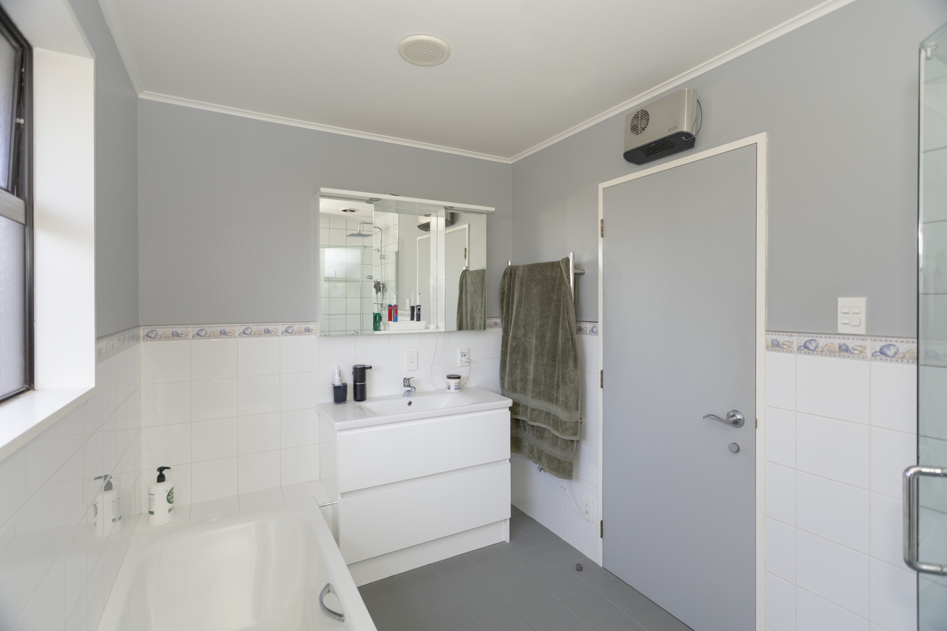 34 Oban Street, HOLMES HILL