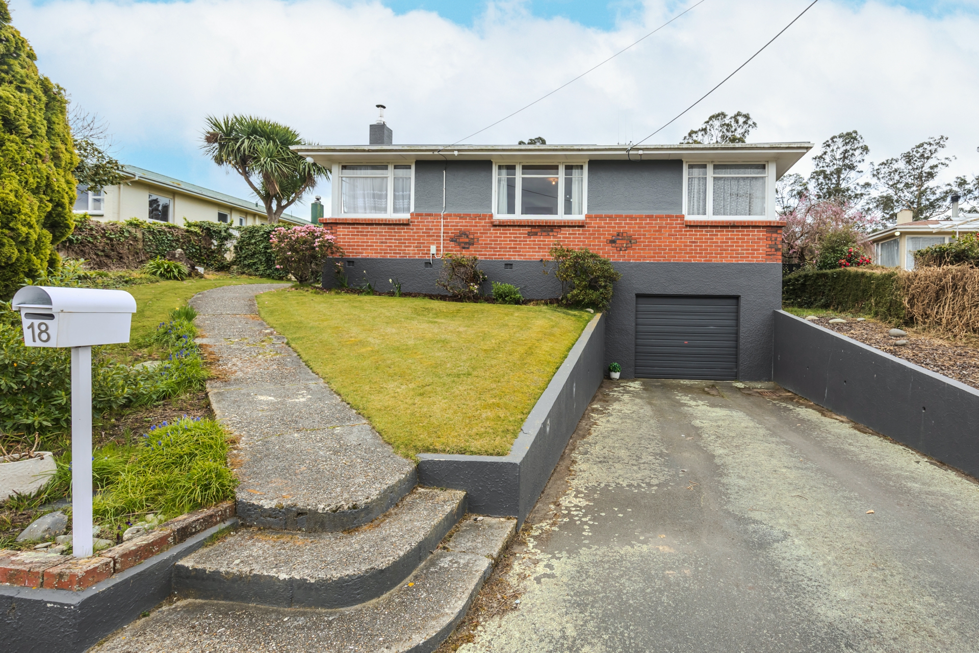 18 Oxford Street, HOLMES HILL