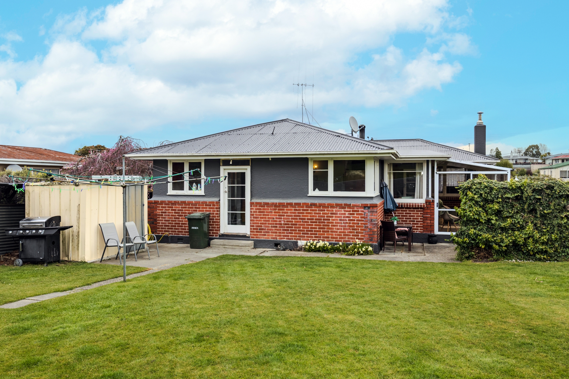 18 Oxford Street, HOLMES HILL