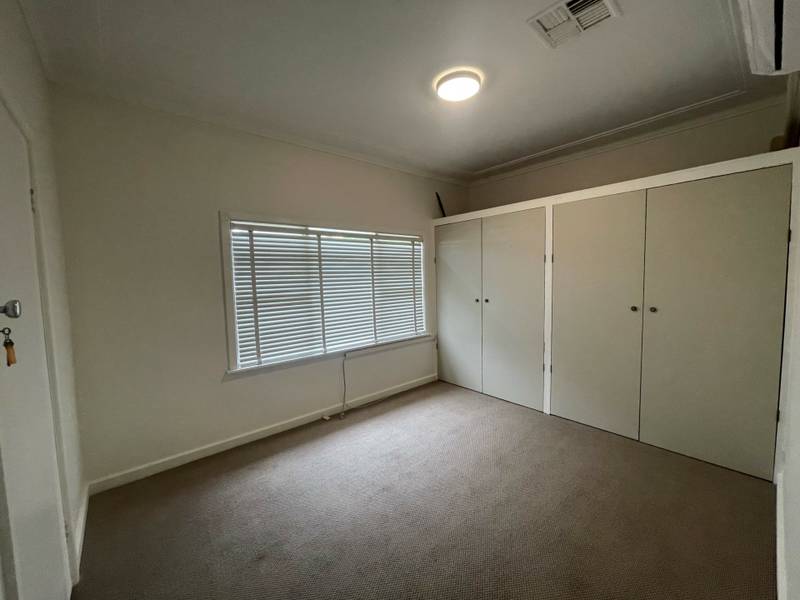 27 Edgeroy Street, SOUTH TAMWORTH