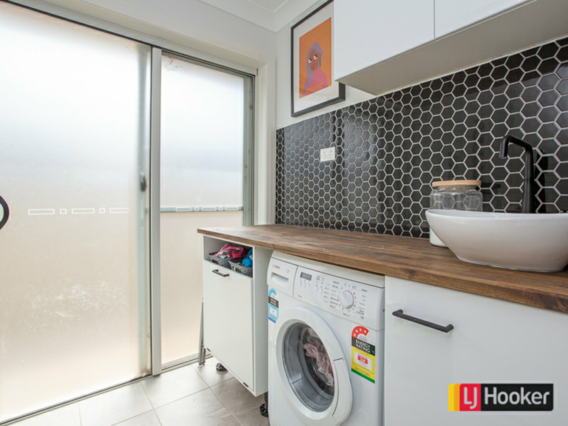 21 Scarborough Close, NORTH TAMWORTH