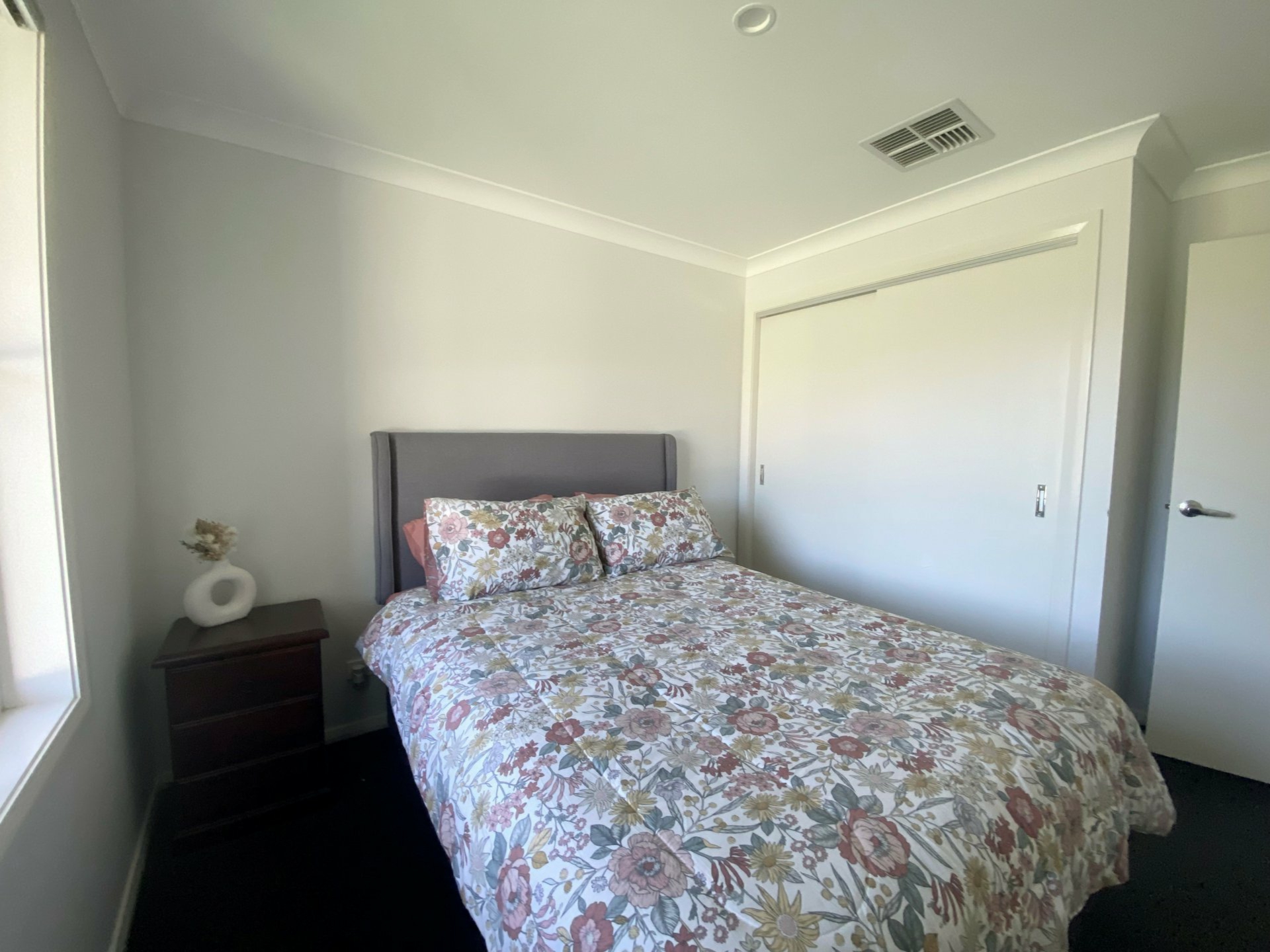 21 Scarborough Close, NORTH TAMWORTH