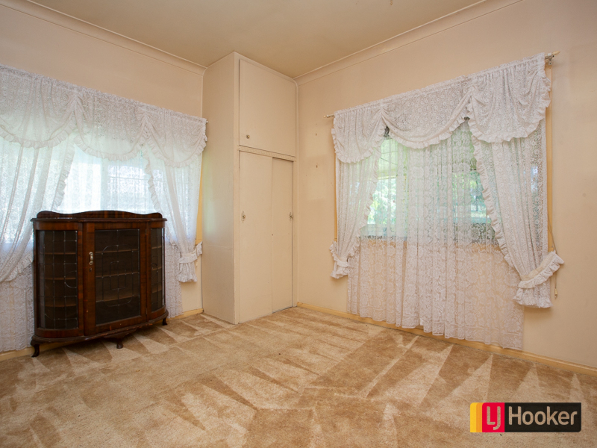 1260 New England Highway Tamworth NSW Property Details LJ Hooker