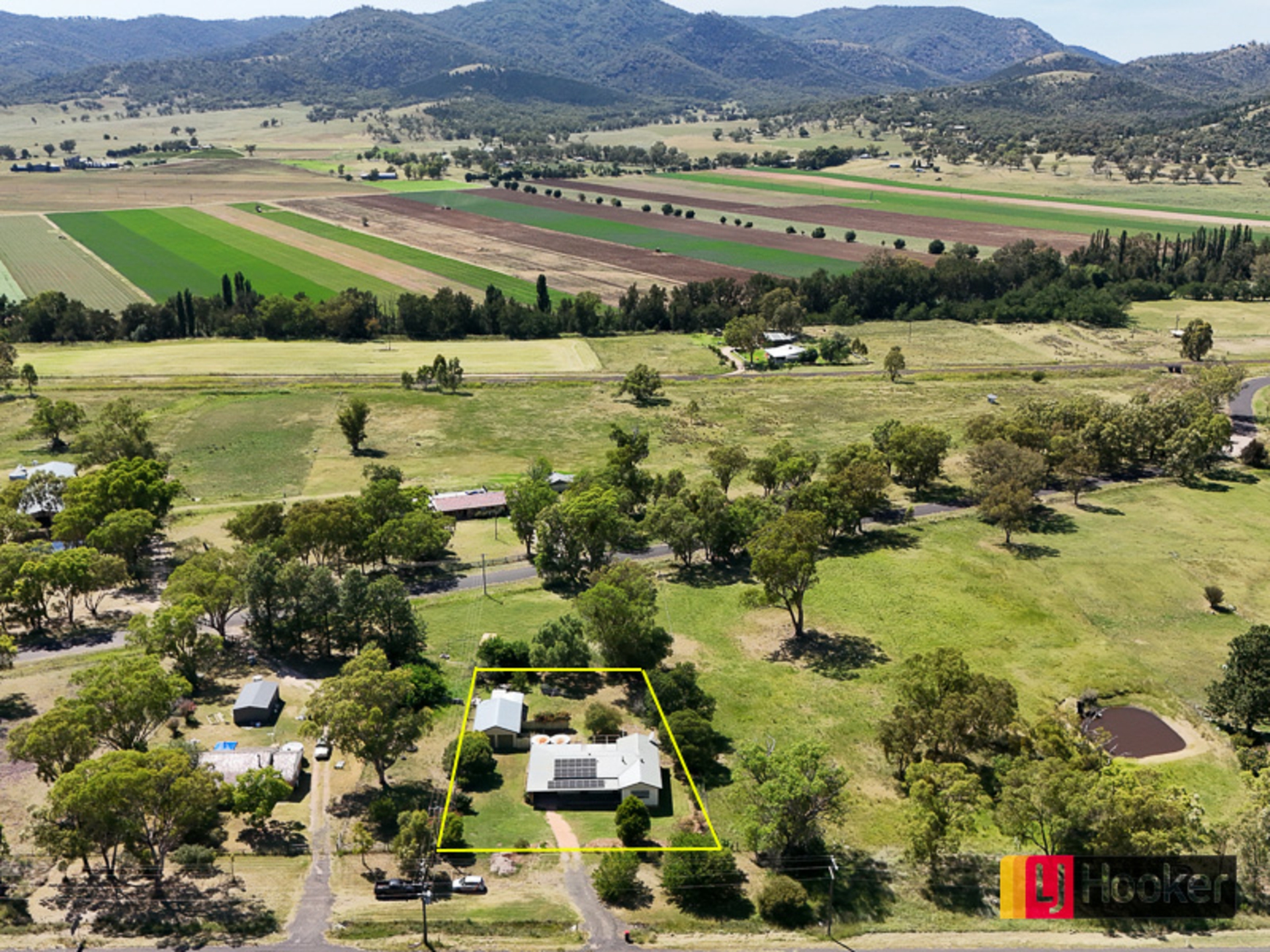 1260 New England Highway Tamworth NSW Property Details LJ Hooker