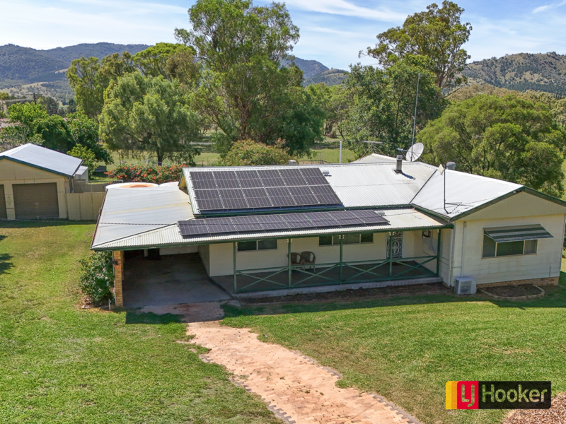 1260 New England Highway Tamworth NSW Property Details LJ Hooker