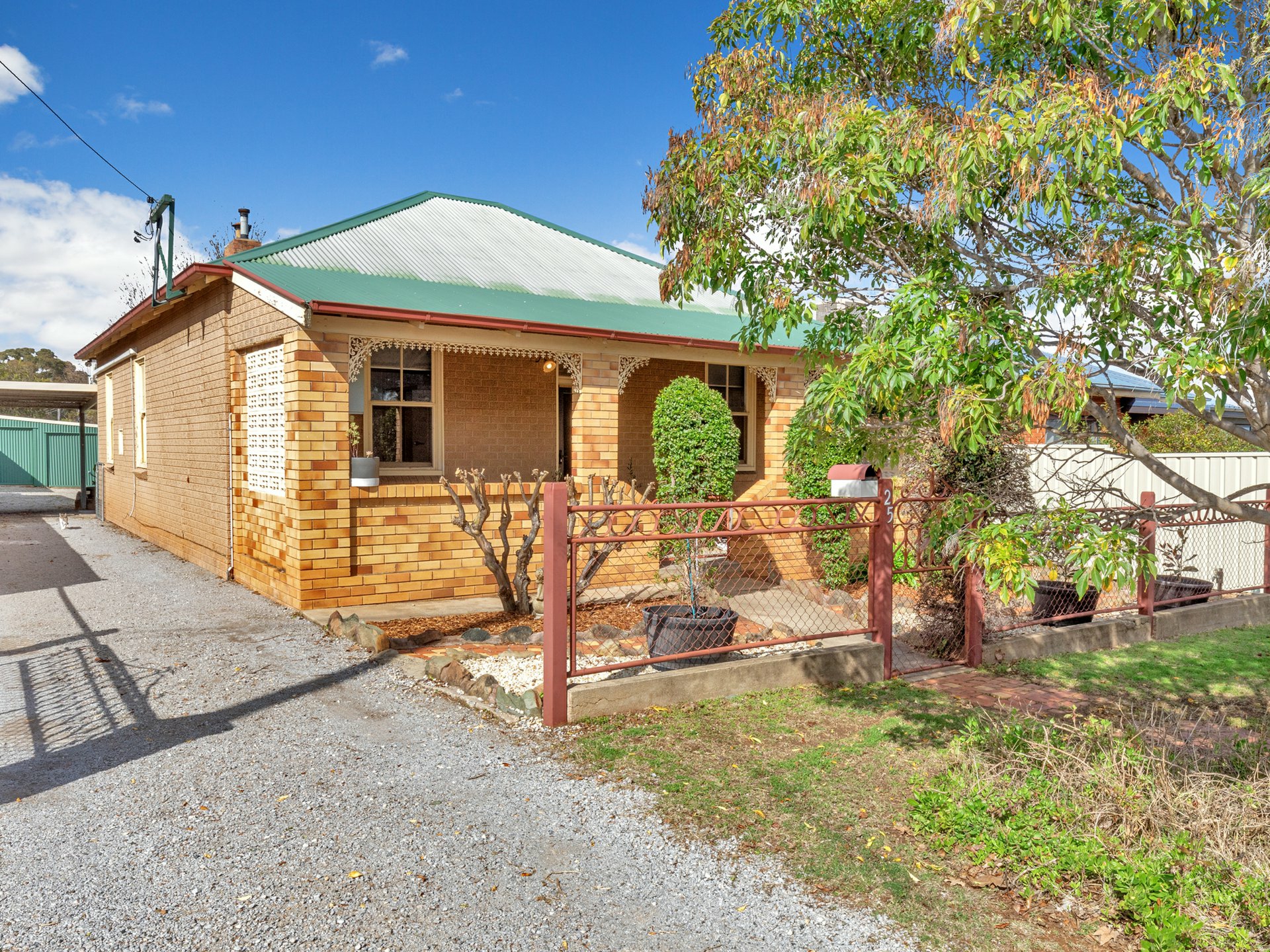 25 Roderick Street, EAST TAMWORTH