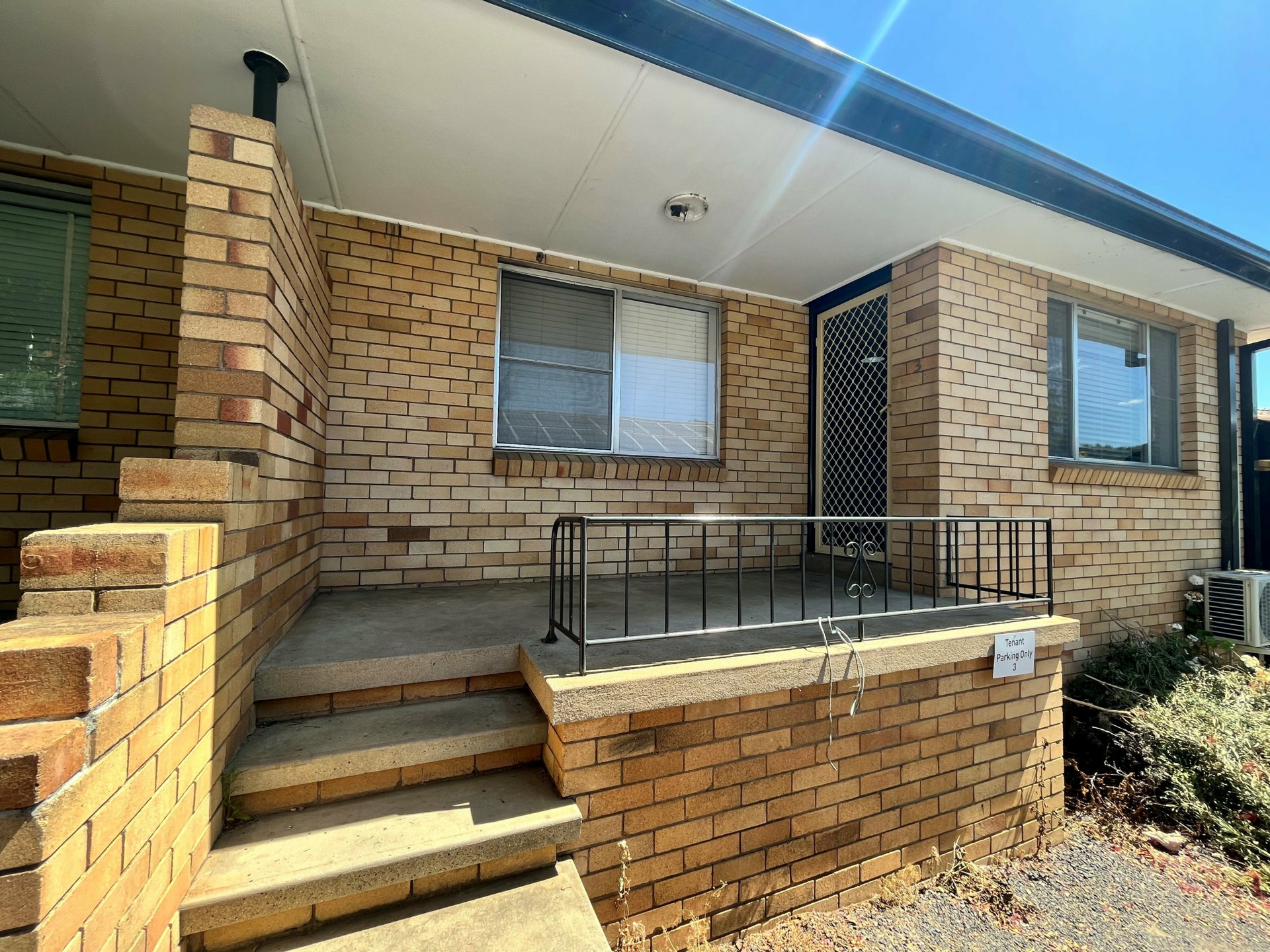 3/110A Church Street, WEST TAMWORTH