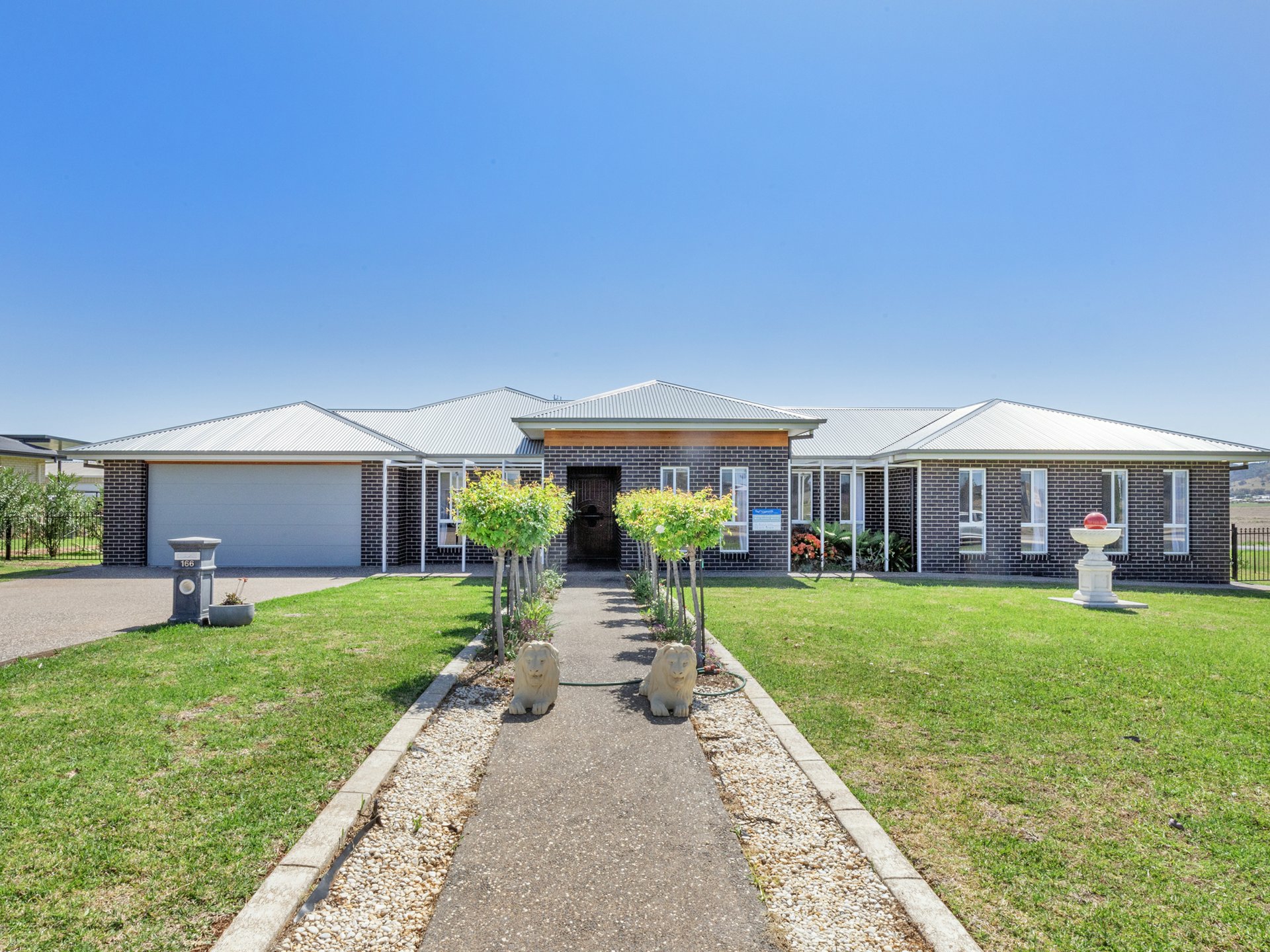 166 Browns Lane, MOORE CREEK