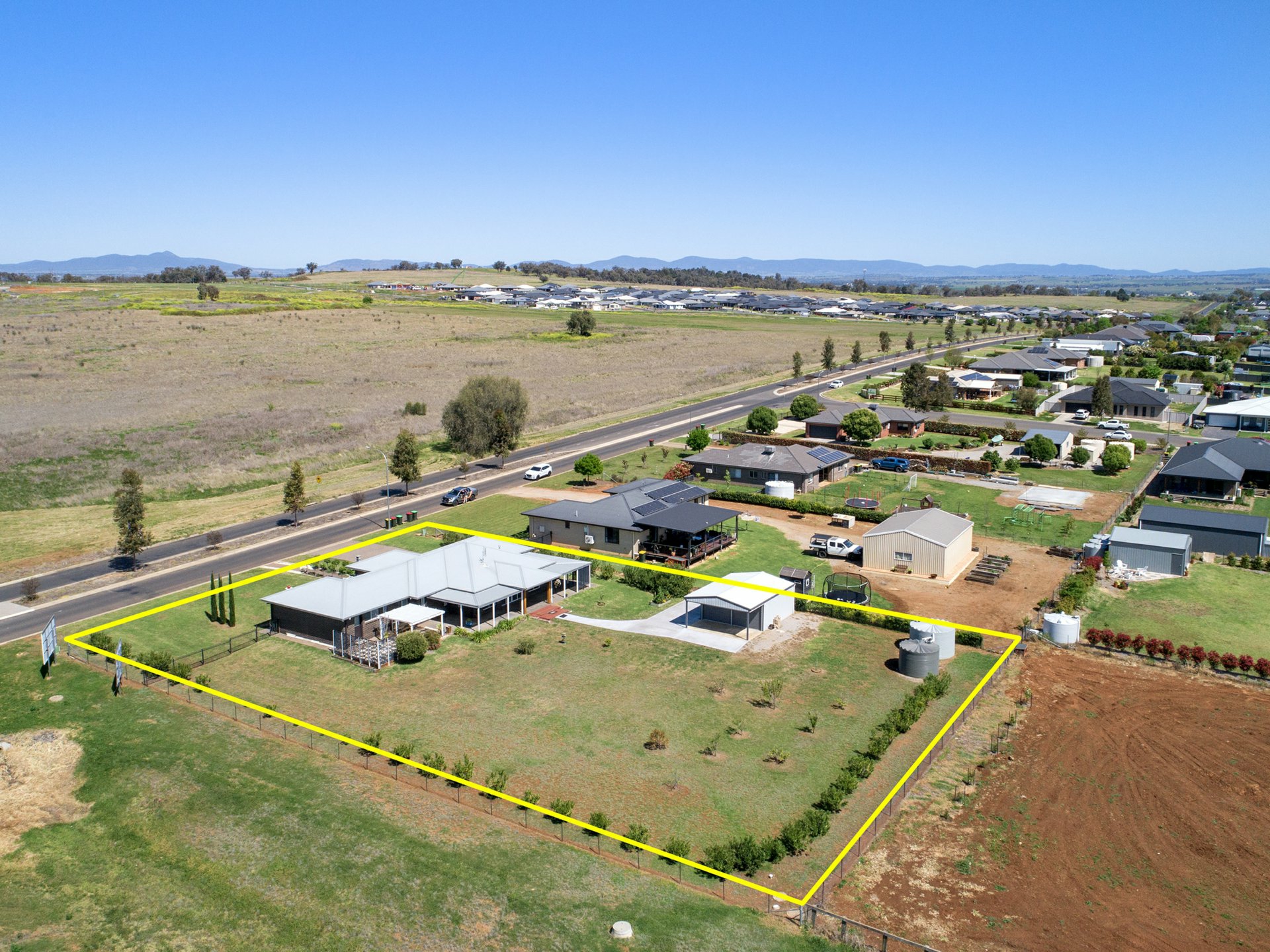 166 Browns Lane, MOORE CREEK