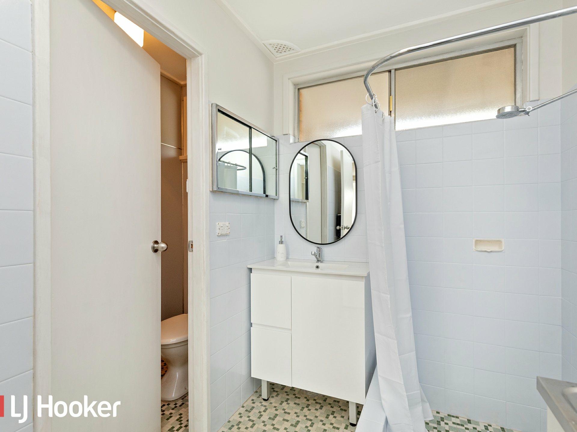 Unit 11/9-13 Diane Street, SOUTH TAMWORTH