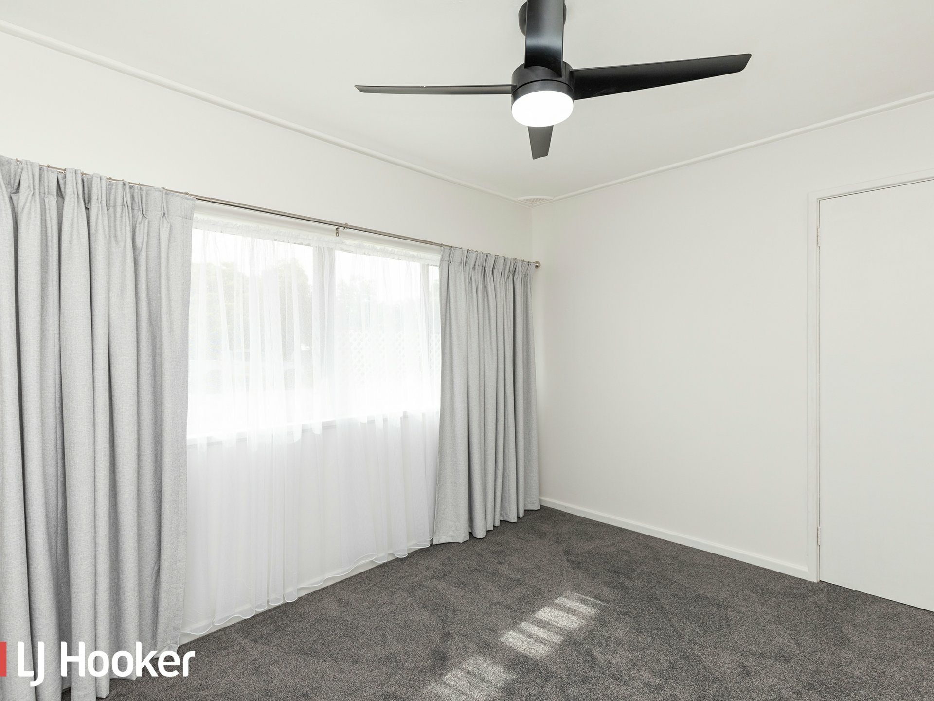 Unit 11/9-13 Diane Street, SOUTH TAMWORTH
