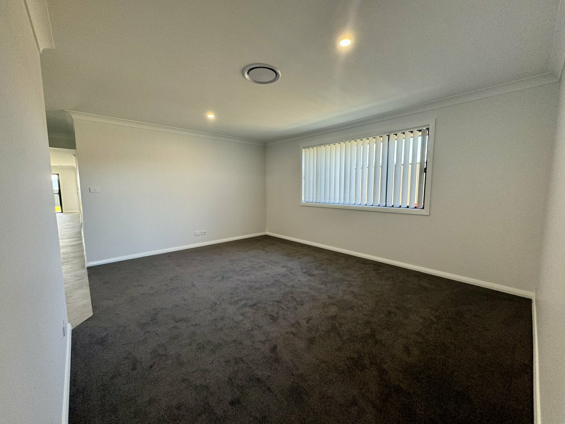 92 Evesham Circuit, NORTH TAMWORTH