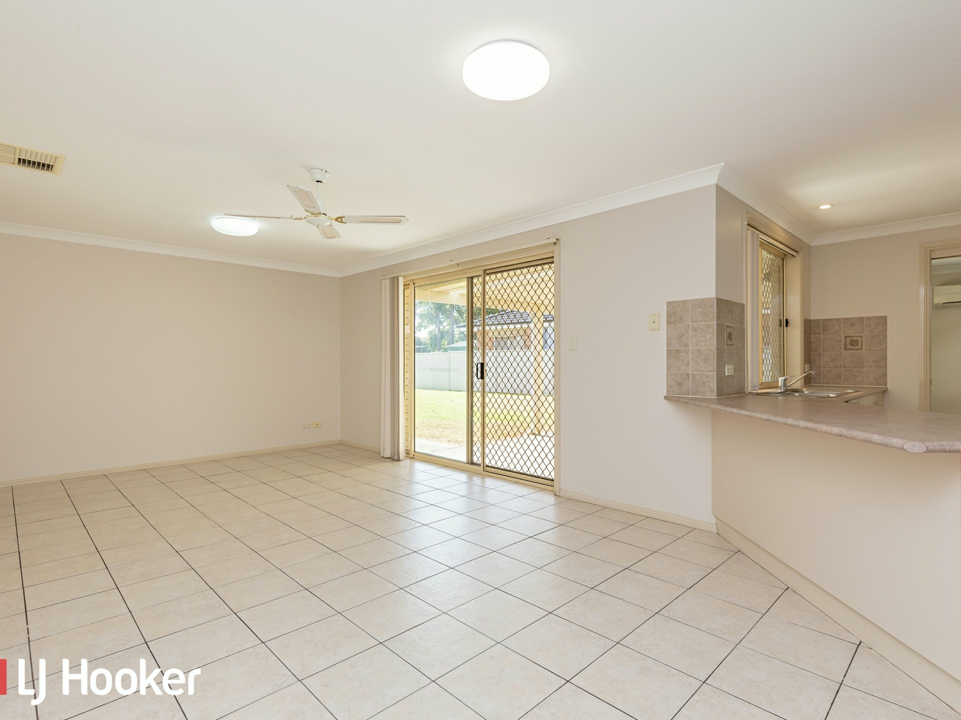 33 Wahroonga Drive, HILLVUE