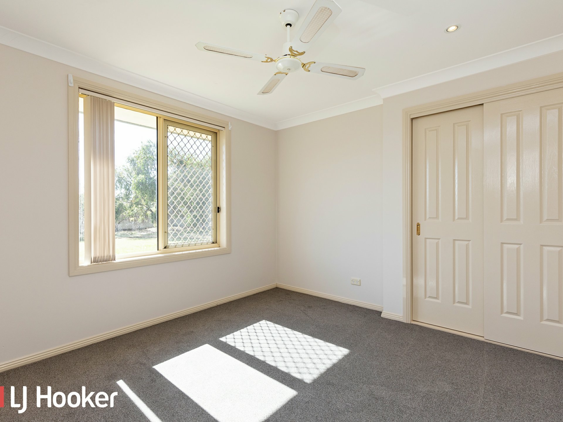 33 Wahroonga Drive, HILLVUE